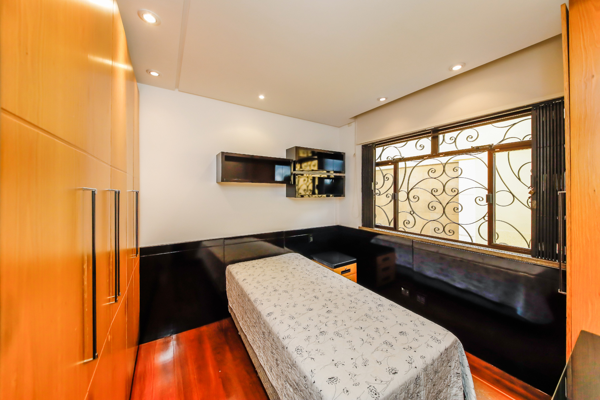 Casa com projeto assinado, 326m². No São Mateus., foto 11