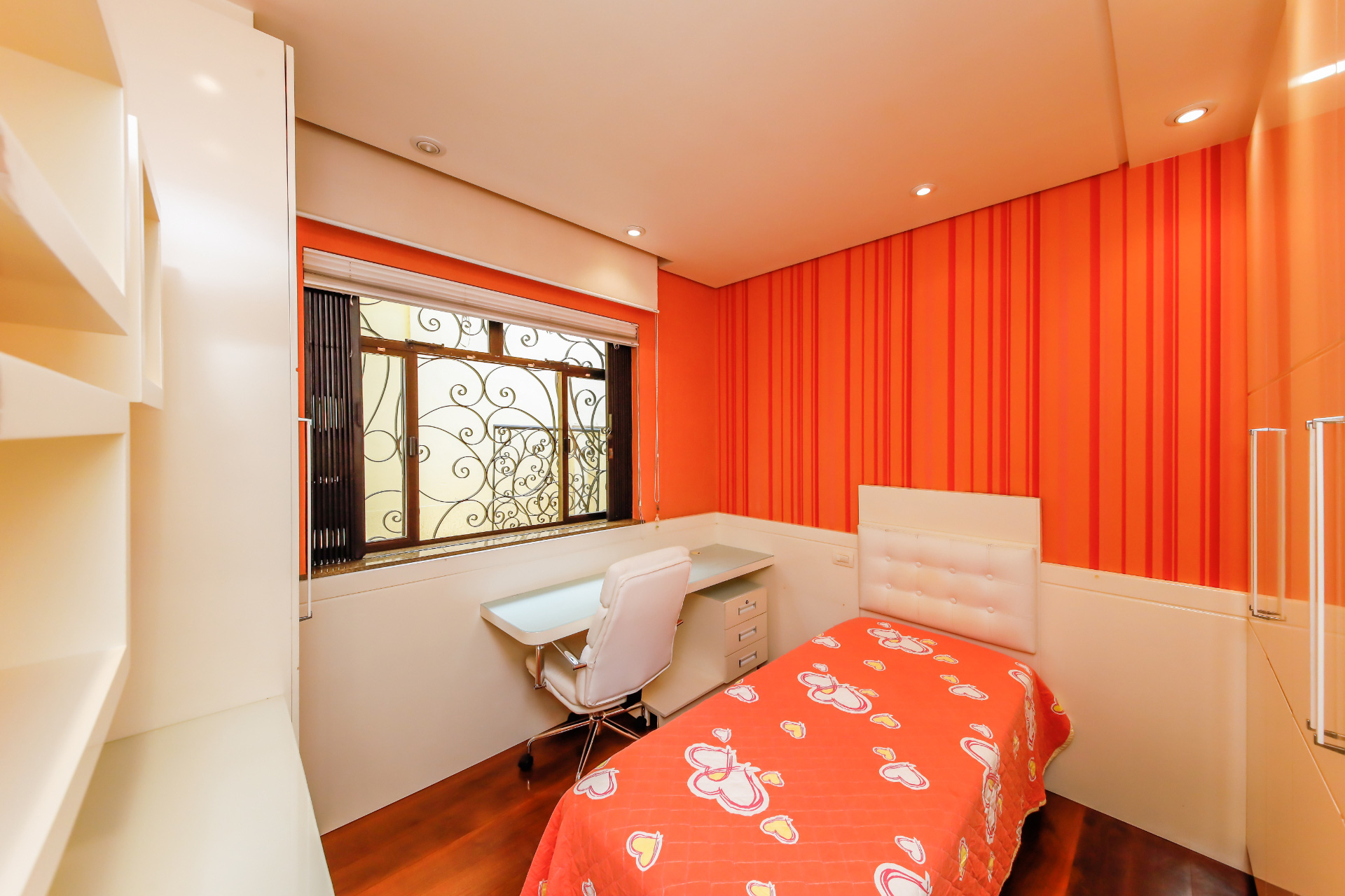 Casa com projeto assinado, 326m². No São Mateus., foto 9
