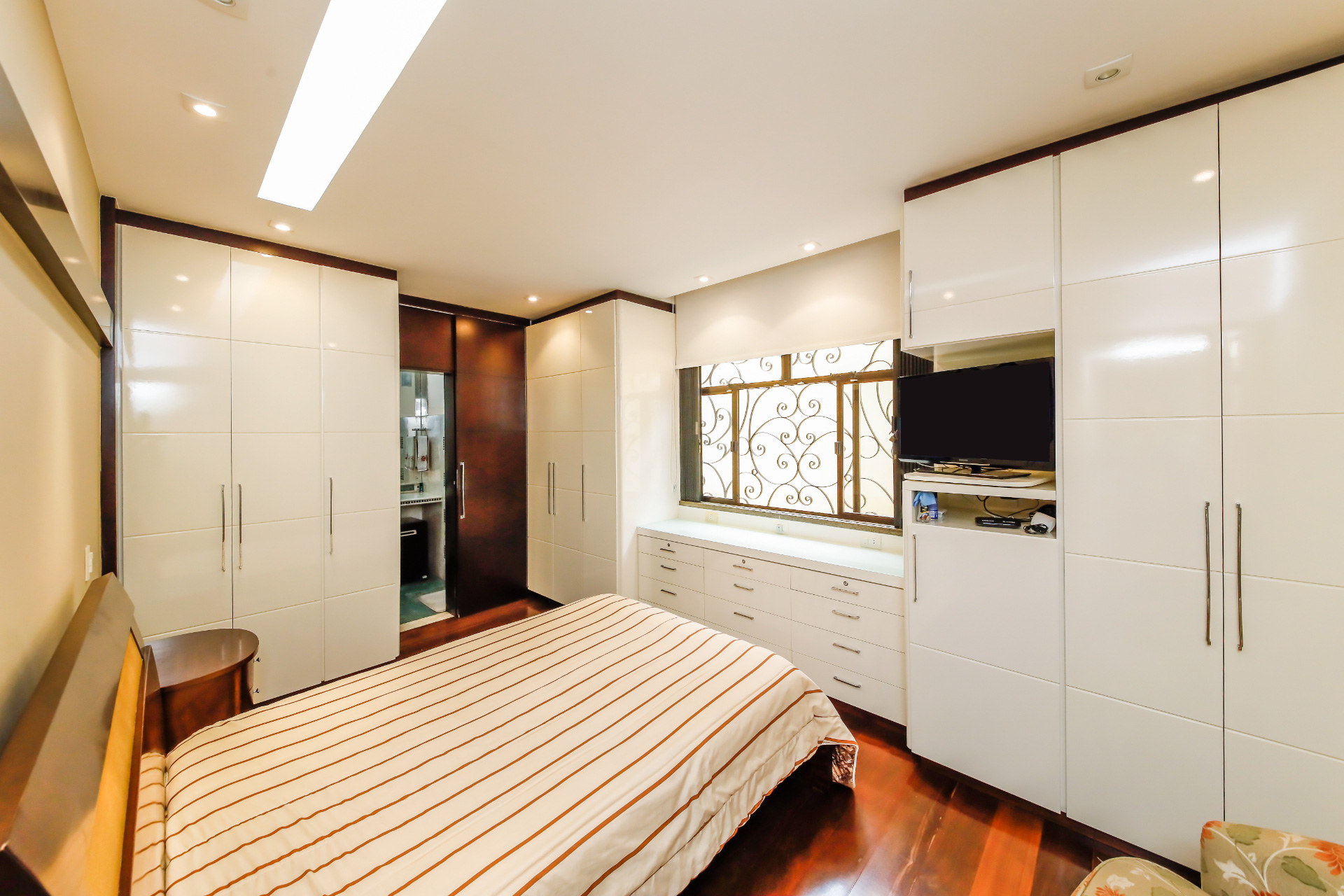 Casa com projeto assinado, 326m². No São Mateus., foto 12