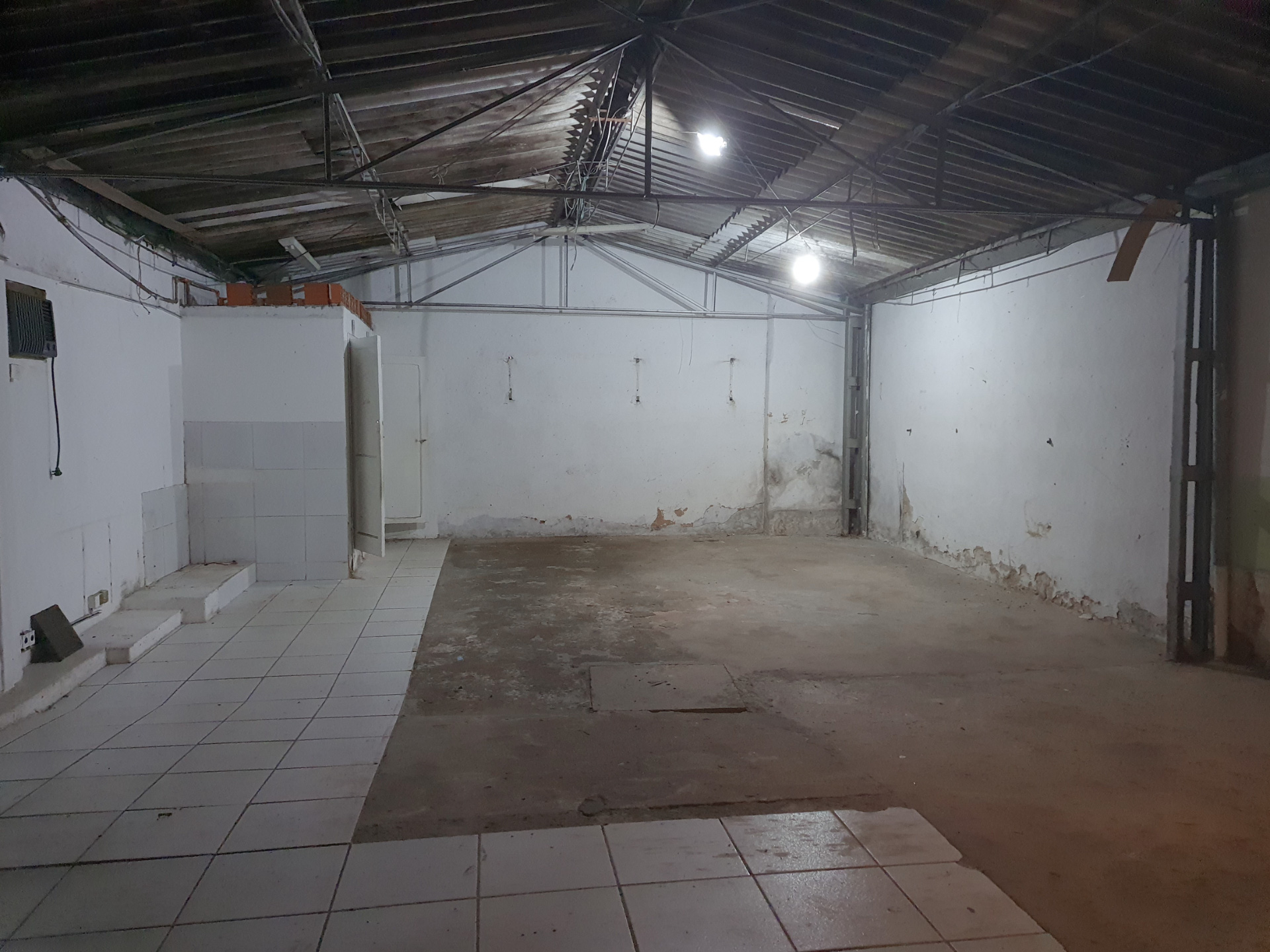 Loja no Centro, 208m², amplo espaço, foto 4