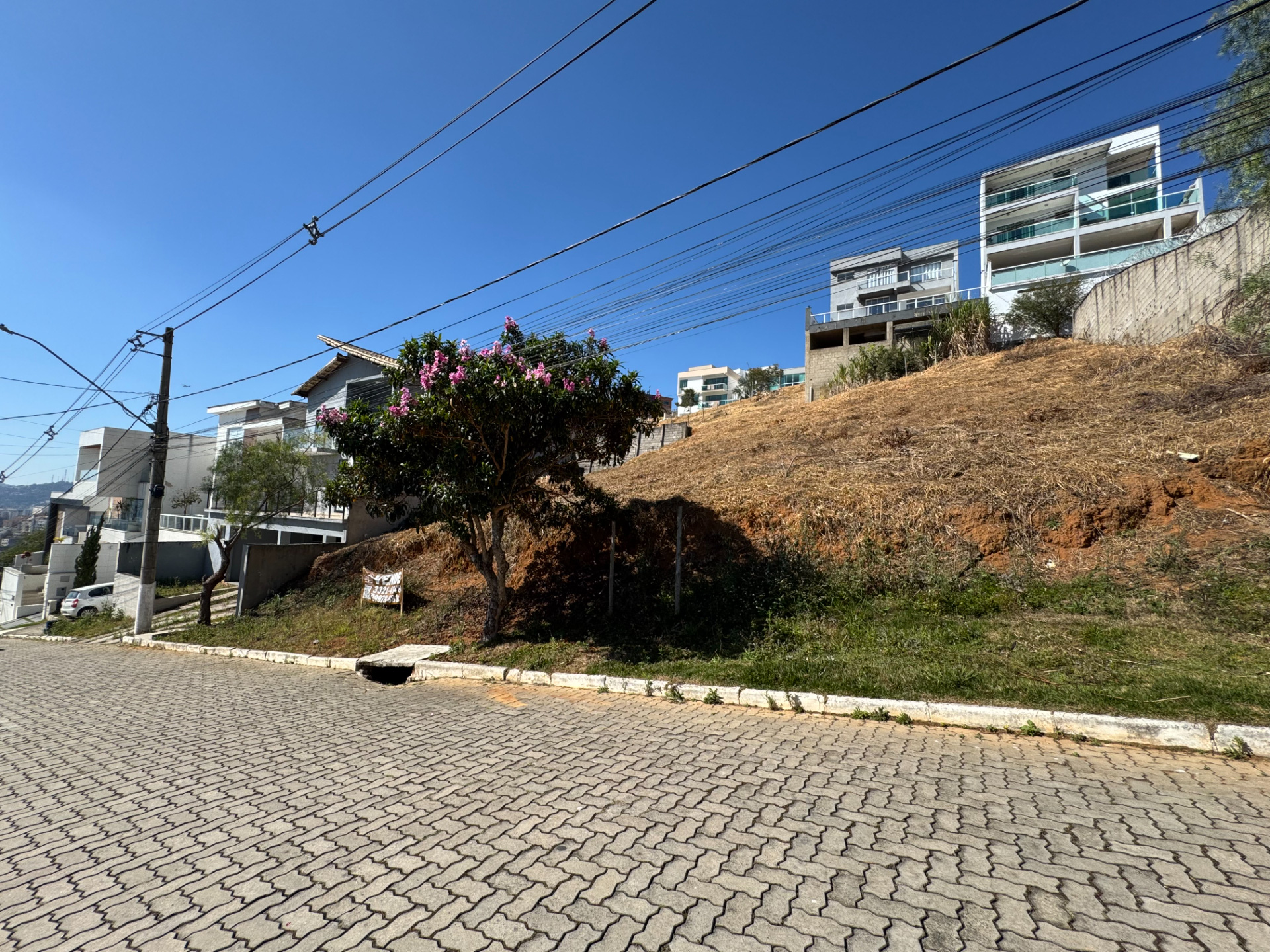 São Pedro: lote em aclive, projeto aprovado, foto 3