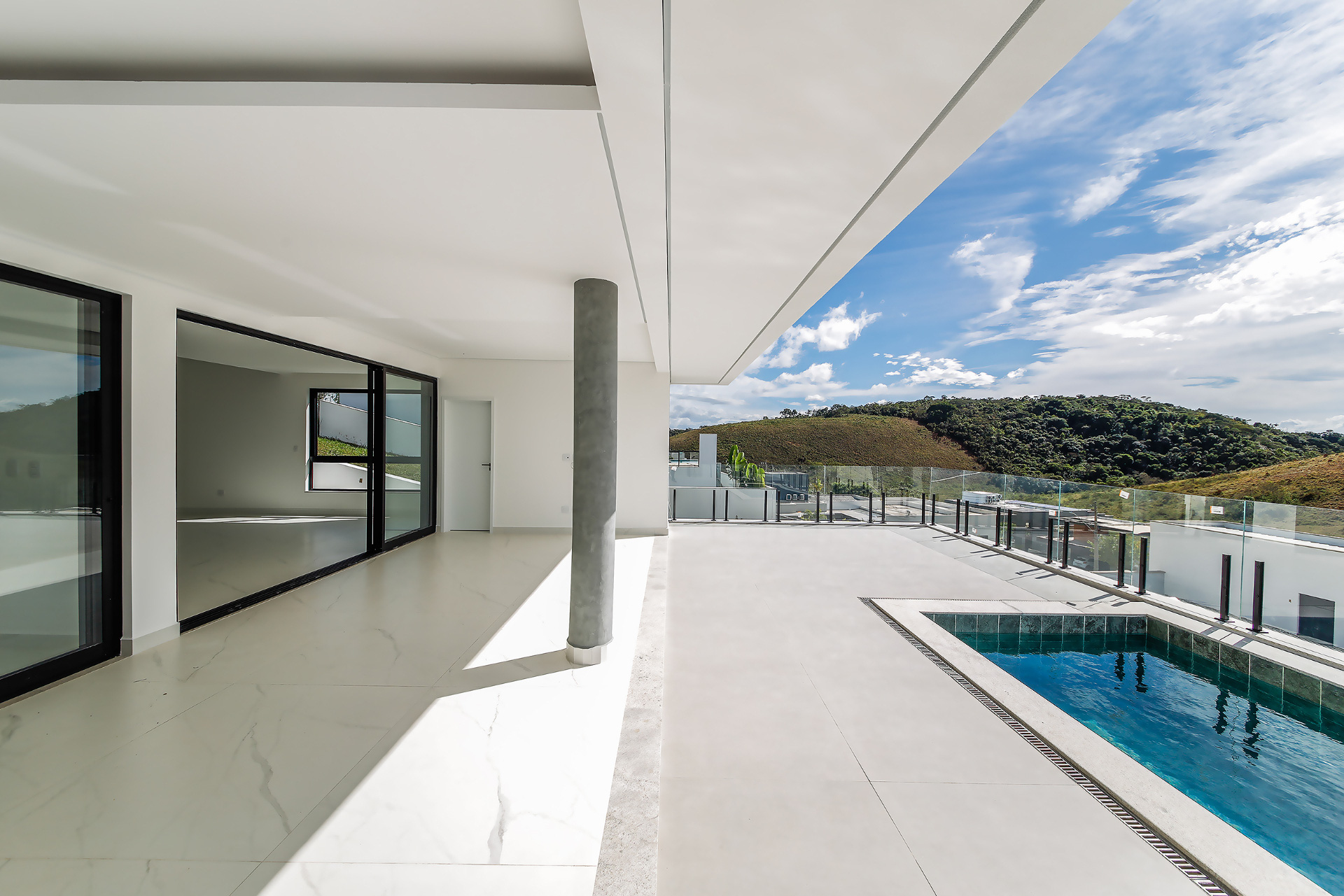 Casa no Alphaville. São Pedro. 4 suítes e 3 vagas., foto 11
