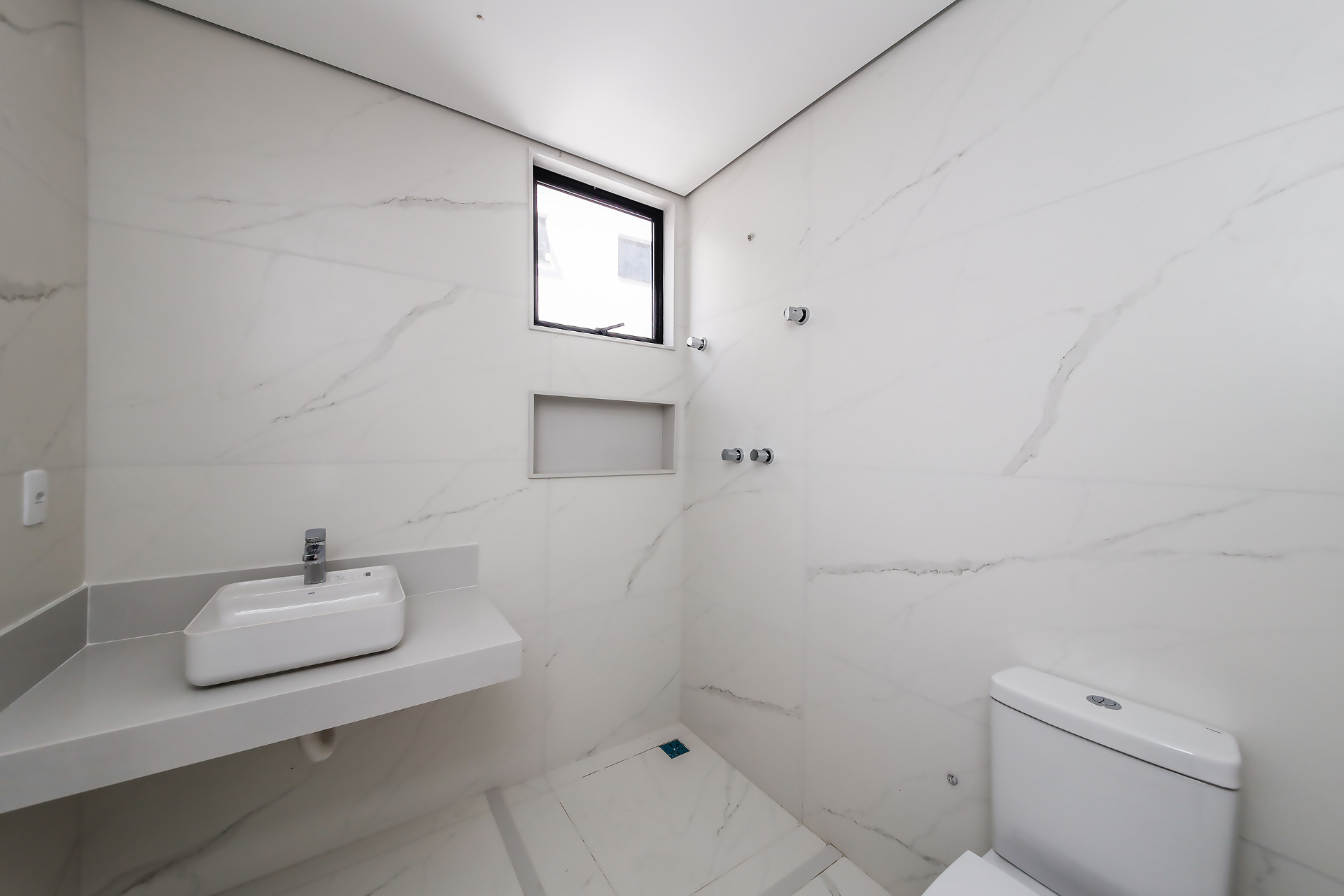 Casa no Alphaville. São Pedro. 4 suítes e 3 vagas., foto 20