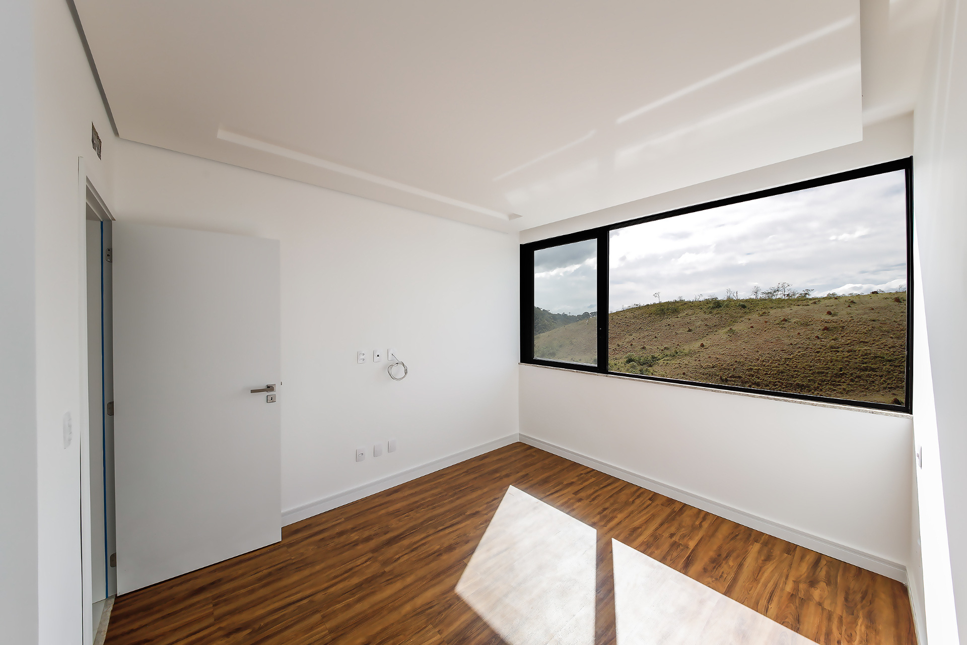 Casa no Alphaville. São Pedro. 4 suítes e 3 vagas., foto 27