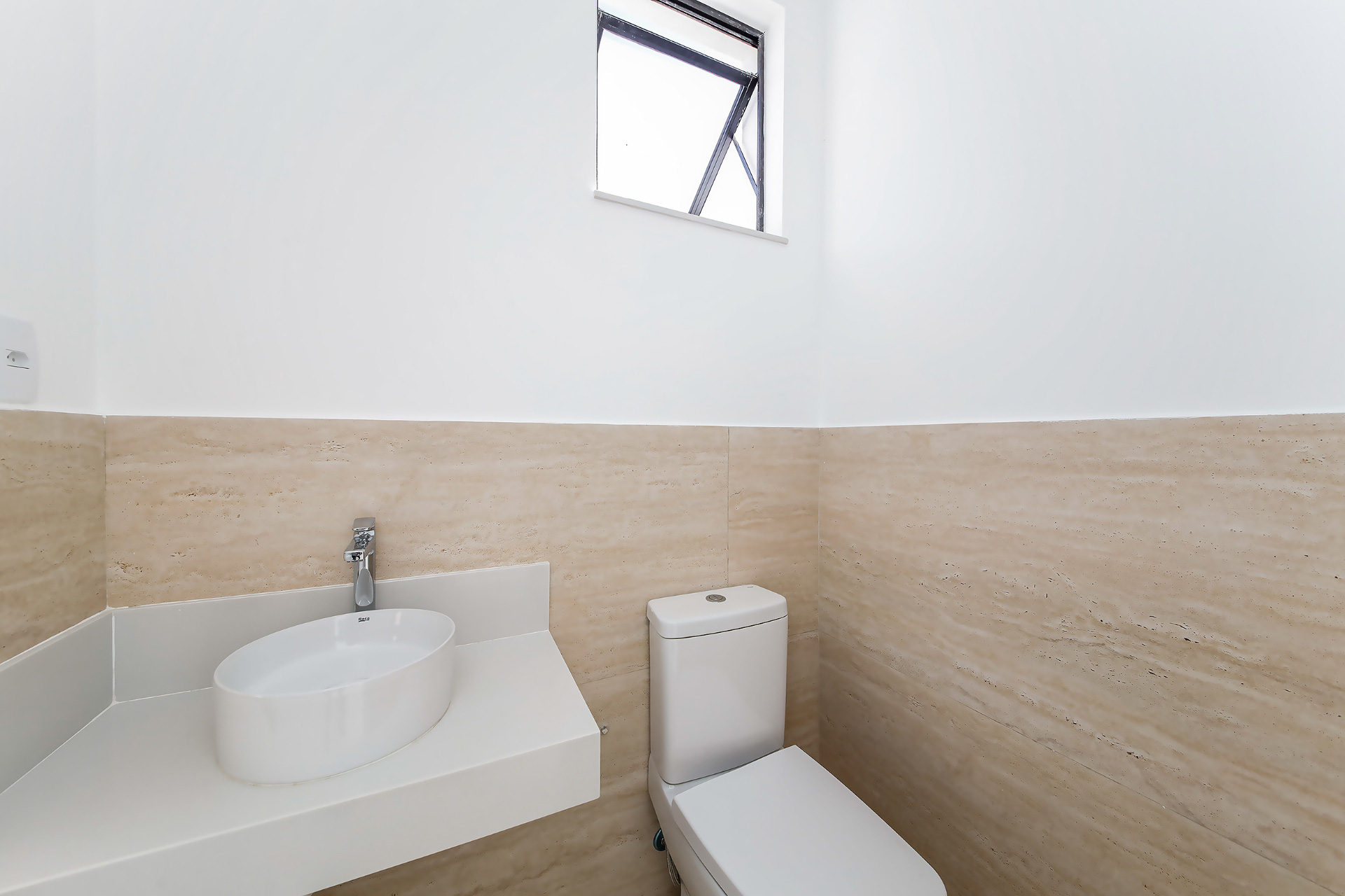 Casa no Alphaville. São Pedro. 4 suítes e 3 vagas., foto 13