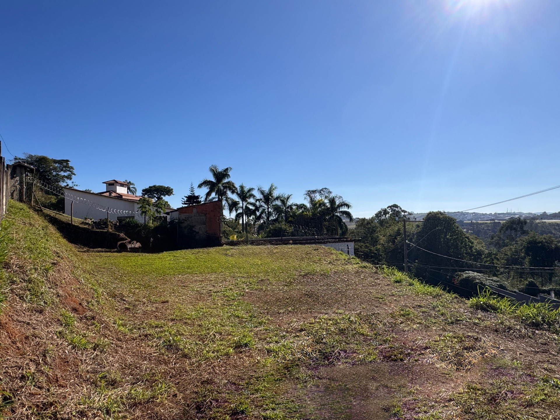 Vista livre. Terreno em Parque Jardim da Serra., foto 2