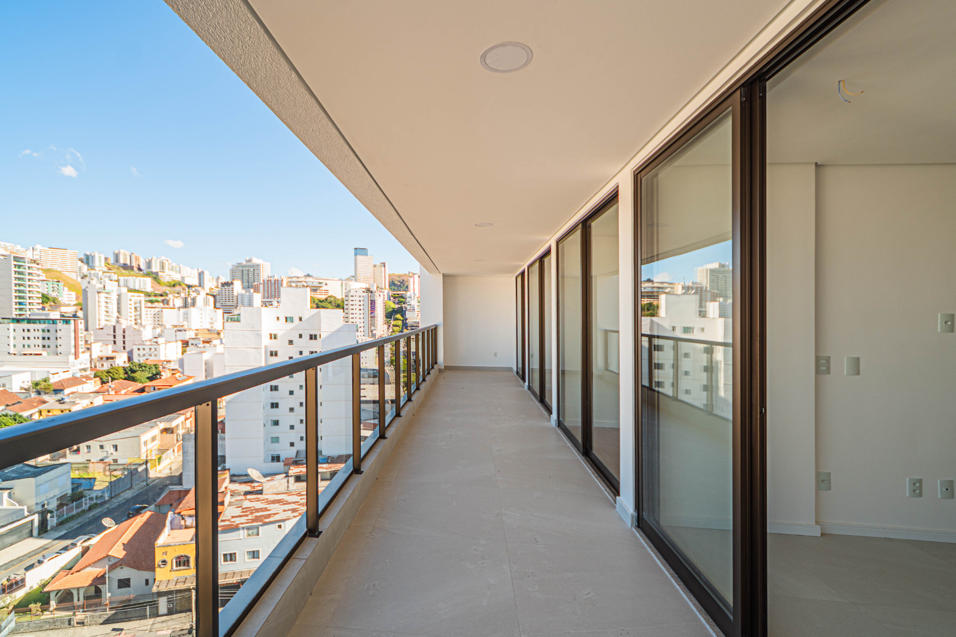Varanda ampla no São Mateus. Ótimo 3 quartos., foto 1