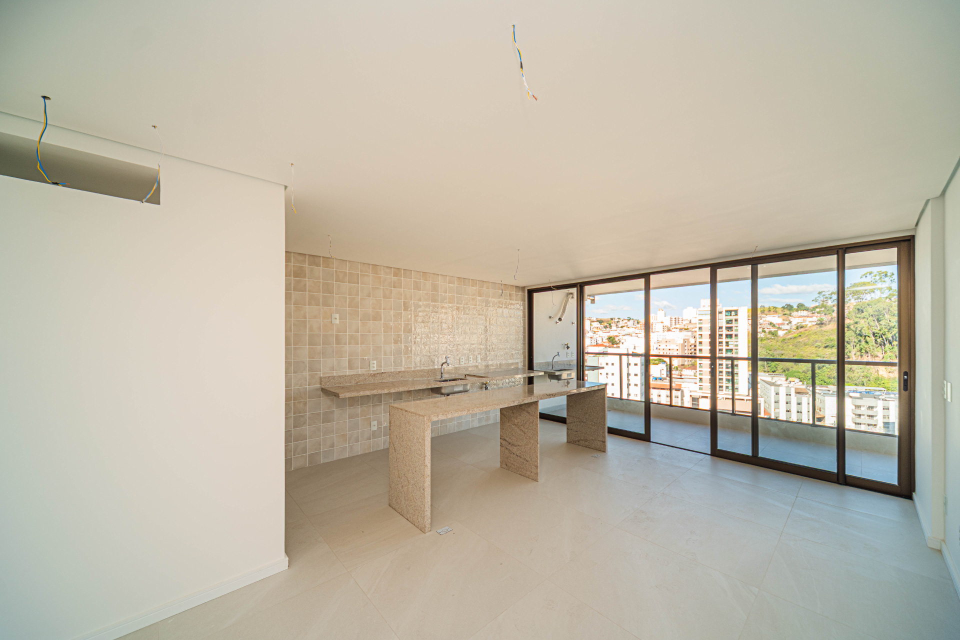 Varanda ampla no São Mateus. Ótimo 3 quartos., foto 2