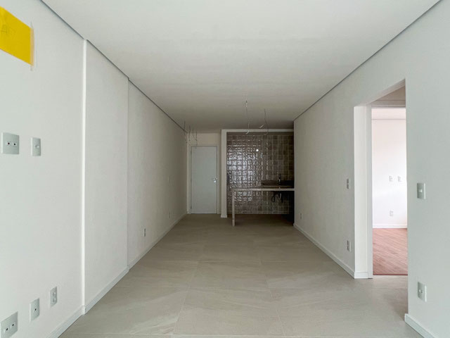São Mateus: 2 quartos, ótima localização. Vista livre.