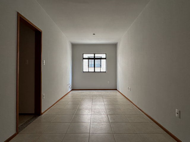 2 quartos com vaga no Centro para venda