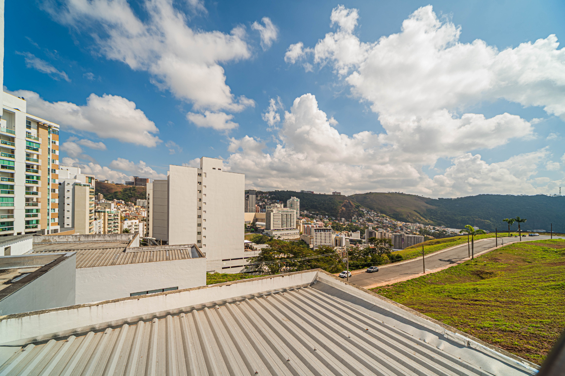 Sala versátil, com varando coberta no Estrela Sul para venda, foto 9