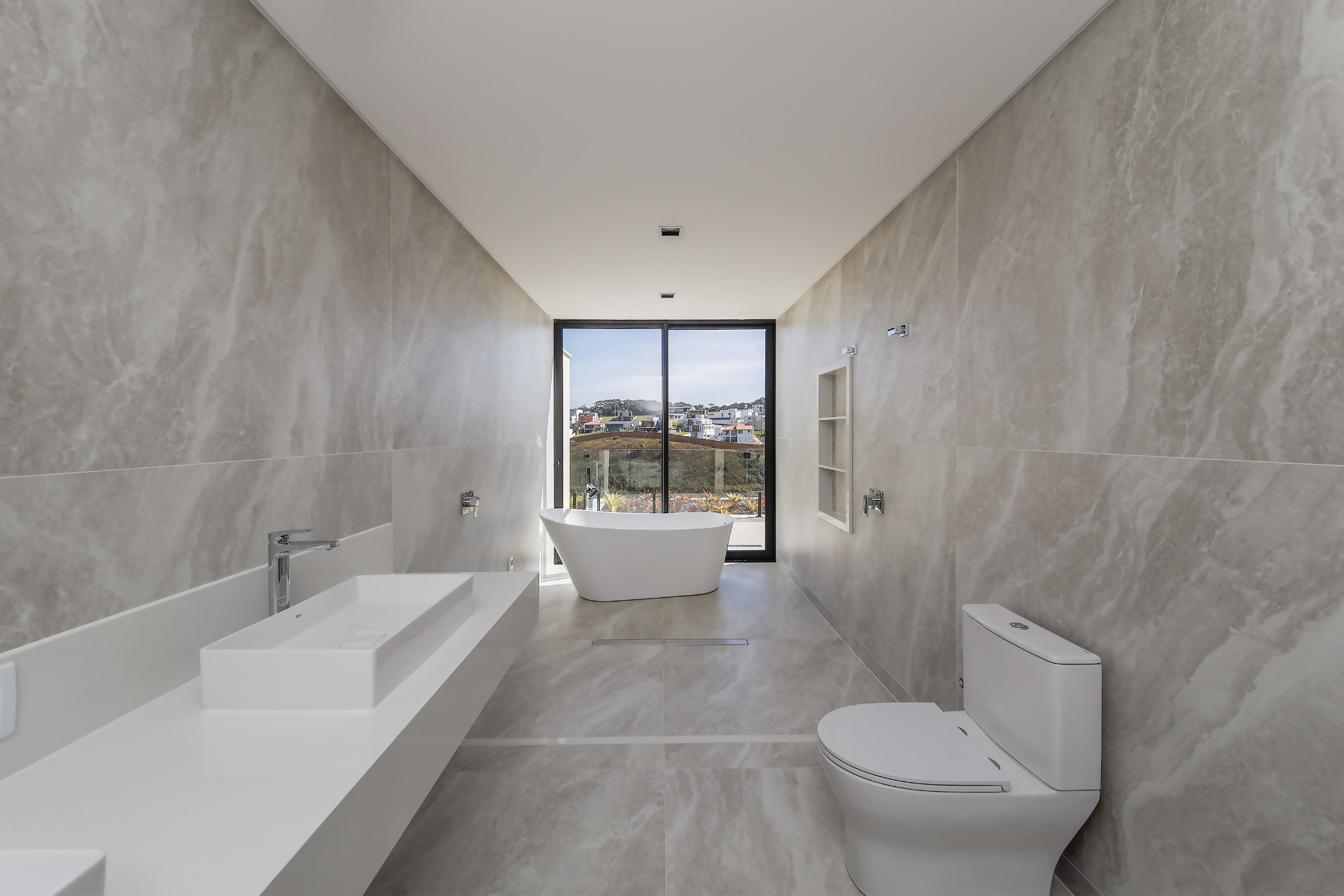 Casa no São Pedro. Muito lazer, 4 suítes, 650m² bem vividos., foto 24