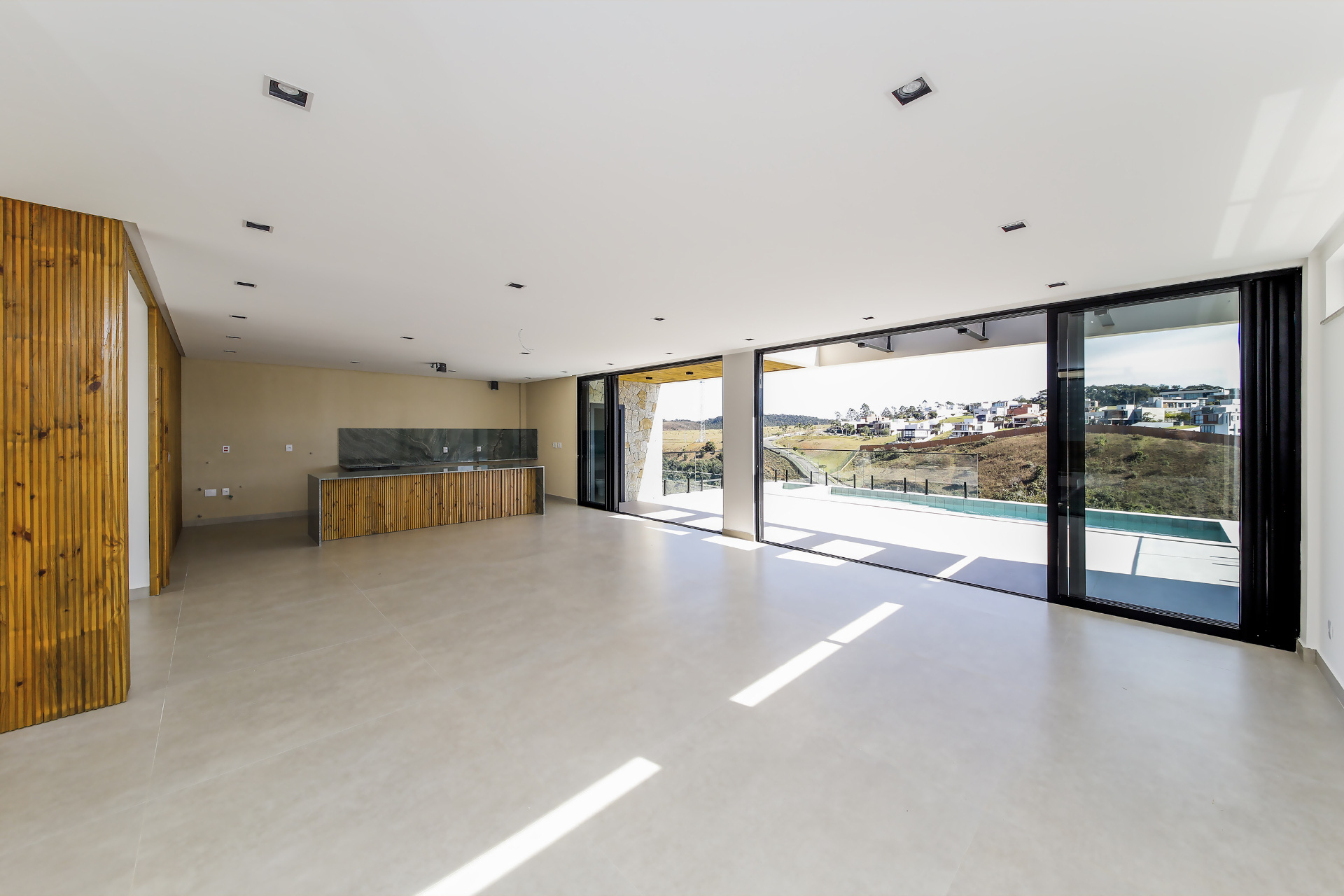 Casa no São Pedro. Muito lazer, 4 suítes, 650m² bem vividos., foto 5