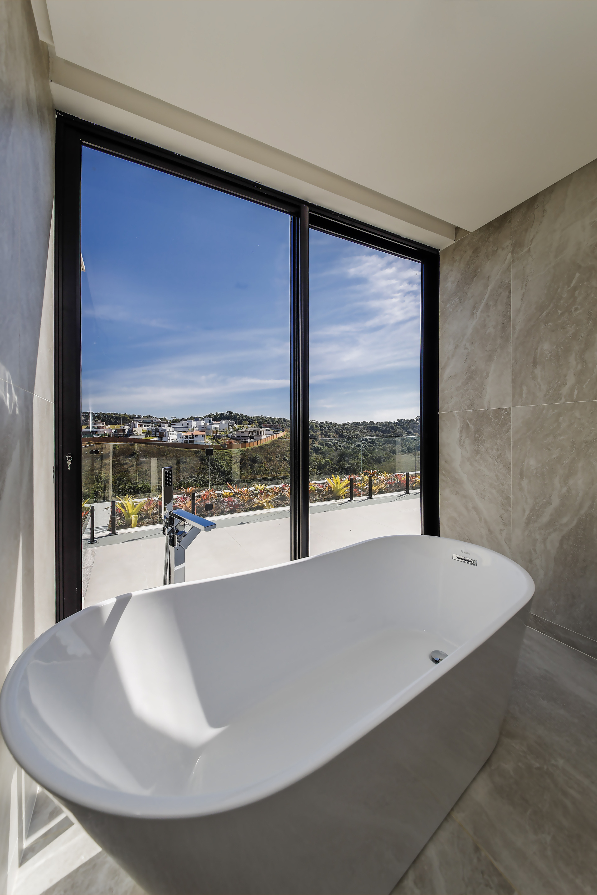 Casa no São Pedro. Muito lazer, 4 suítes, 650m² bem vividos., foto 25