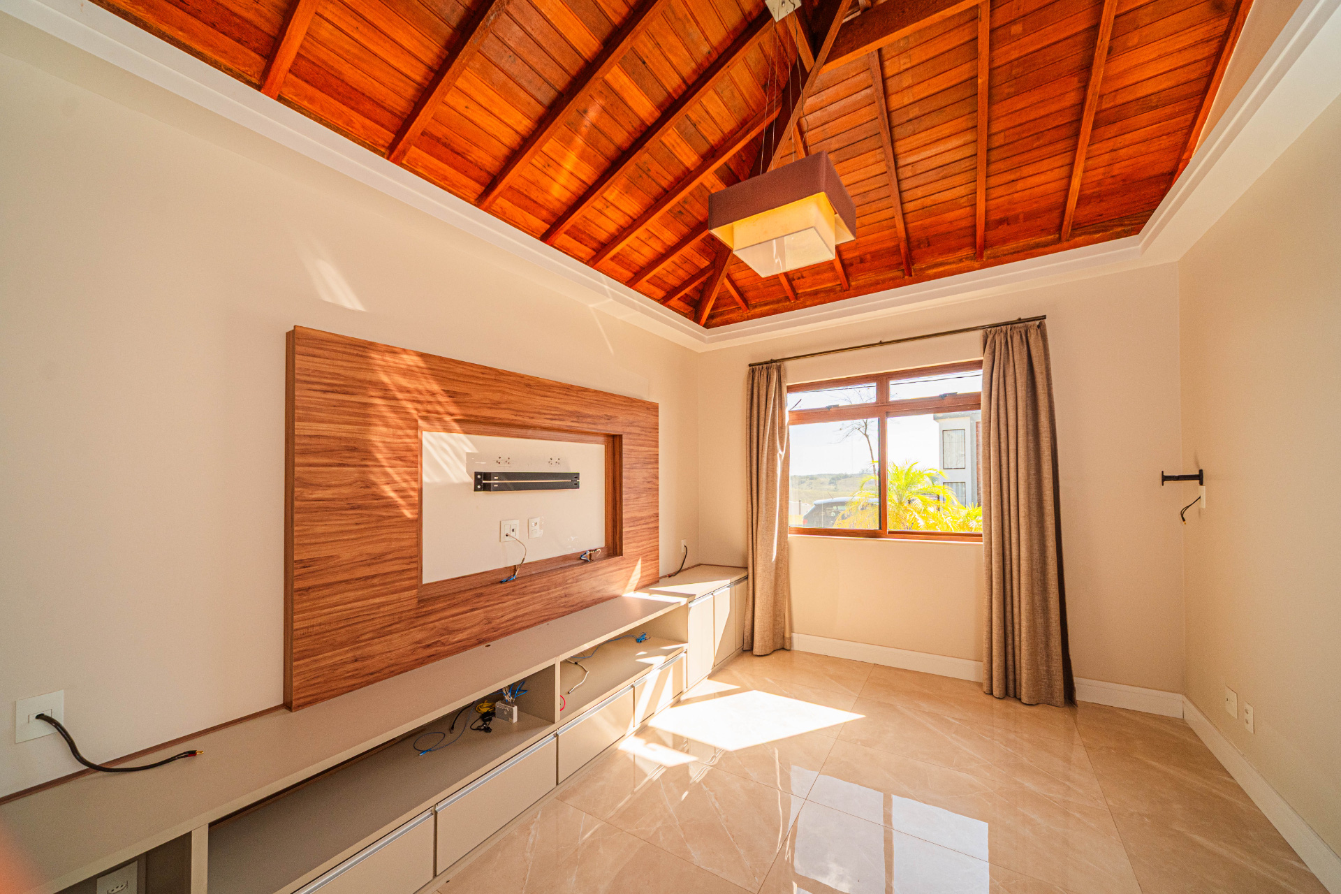 Alphaville: Conforto moderno e luz natural em 300m²., foto 14