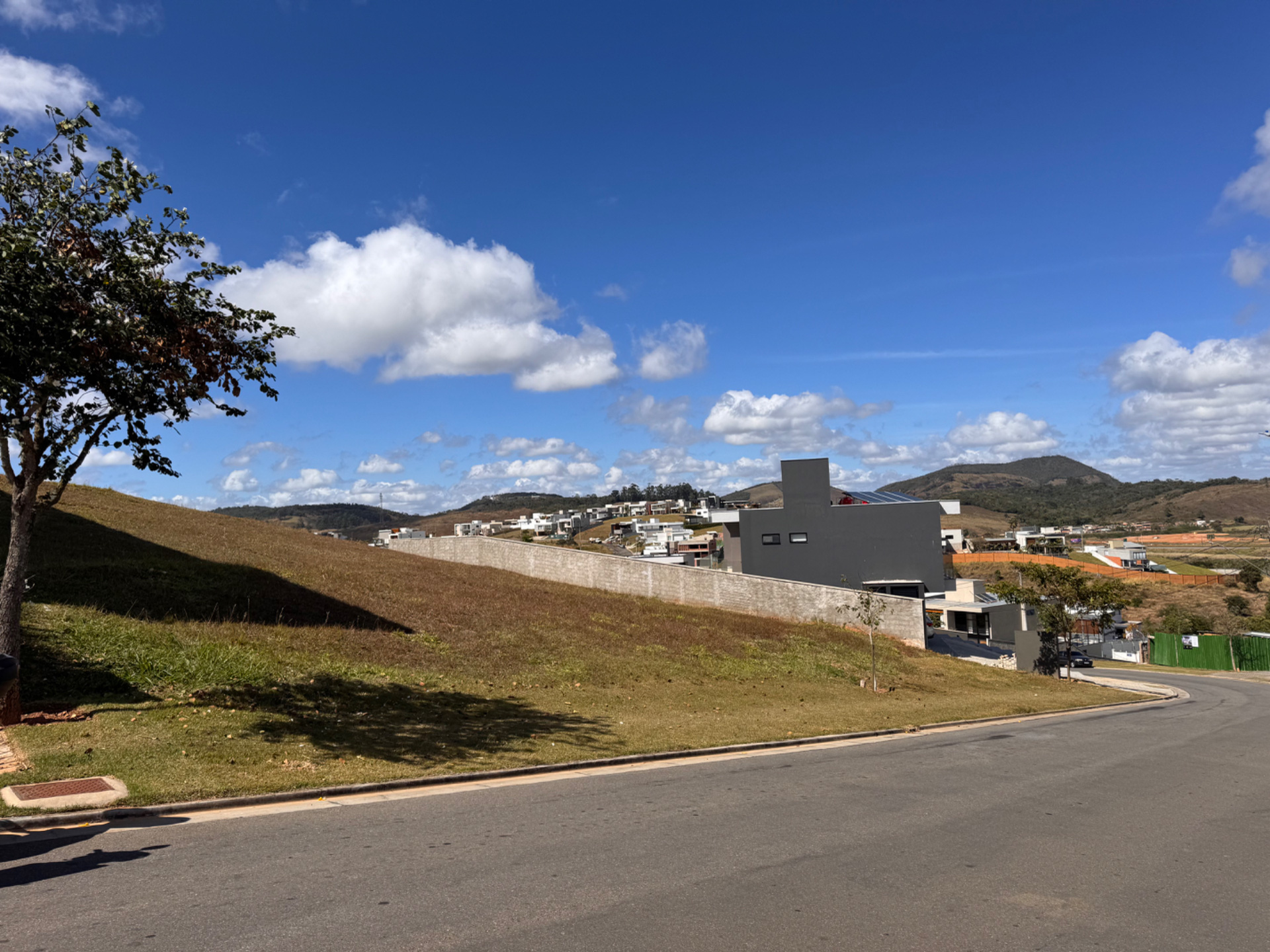 Terreno de 619 m² no Alphaville. São Pedro., foto 2