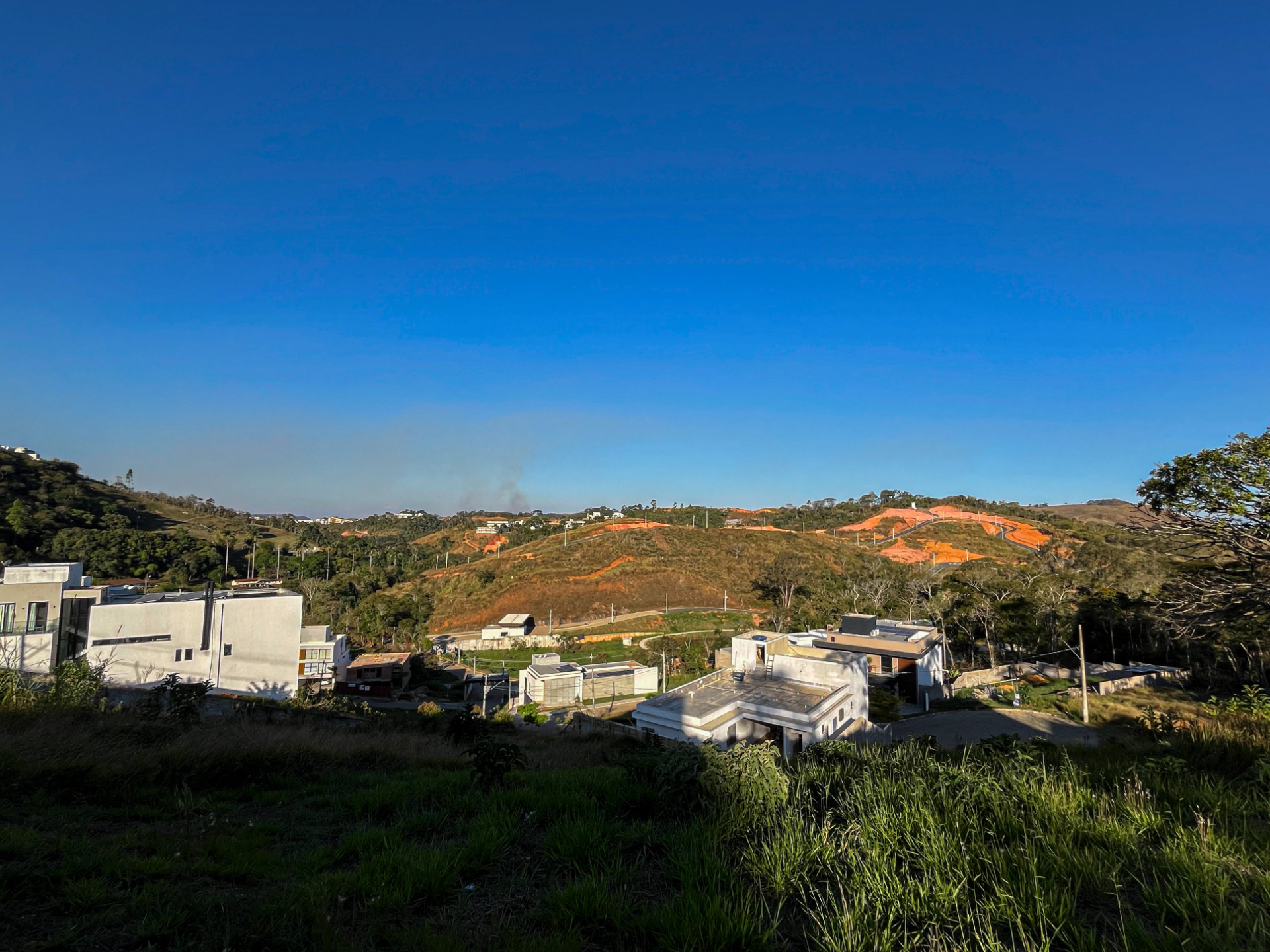 Salvaterra: Terreno de 437m² com vista. Espaço para construir., foto 3