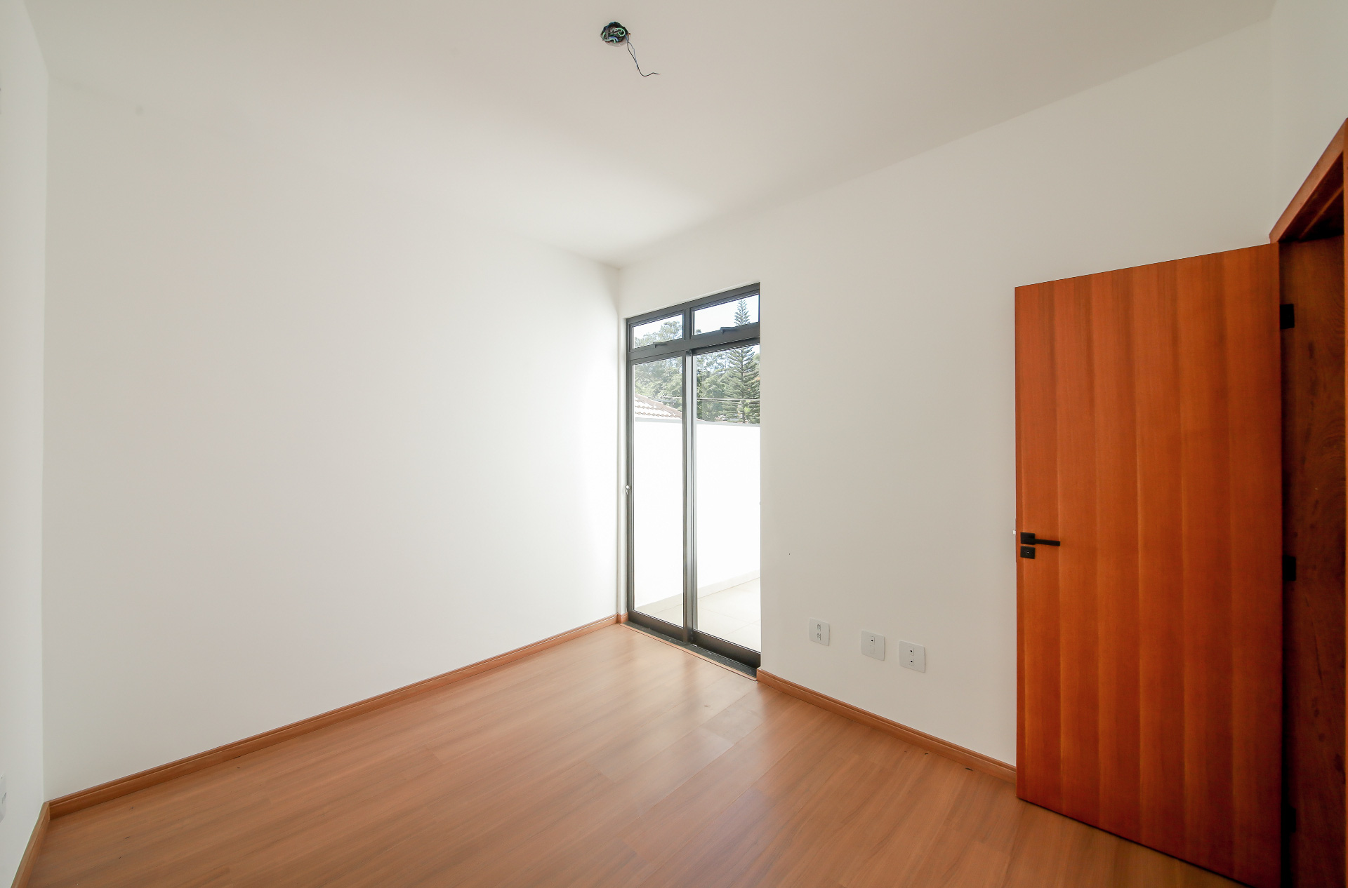 Quintal amplo e suíte com closet. Novo Horizonte., foto 25