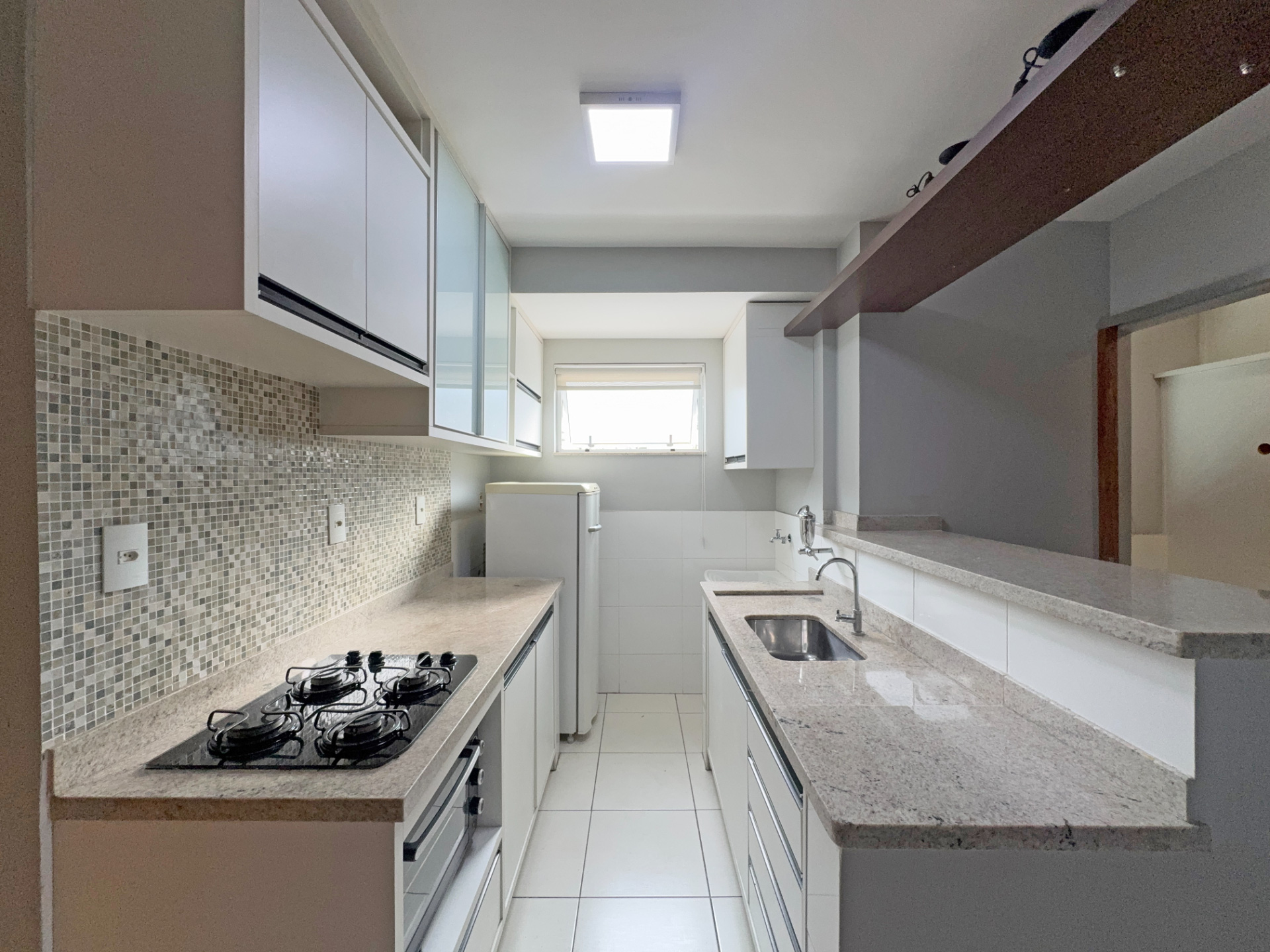 Centro: Vista livre, 1 vaga. Apartamento 55m²., foto 2