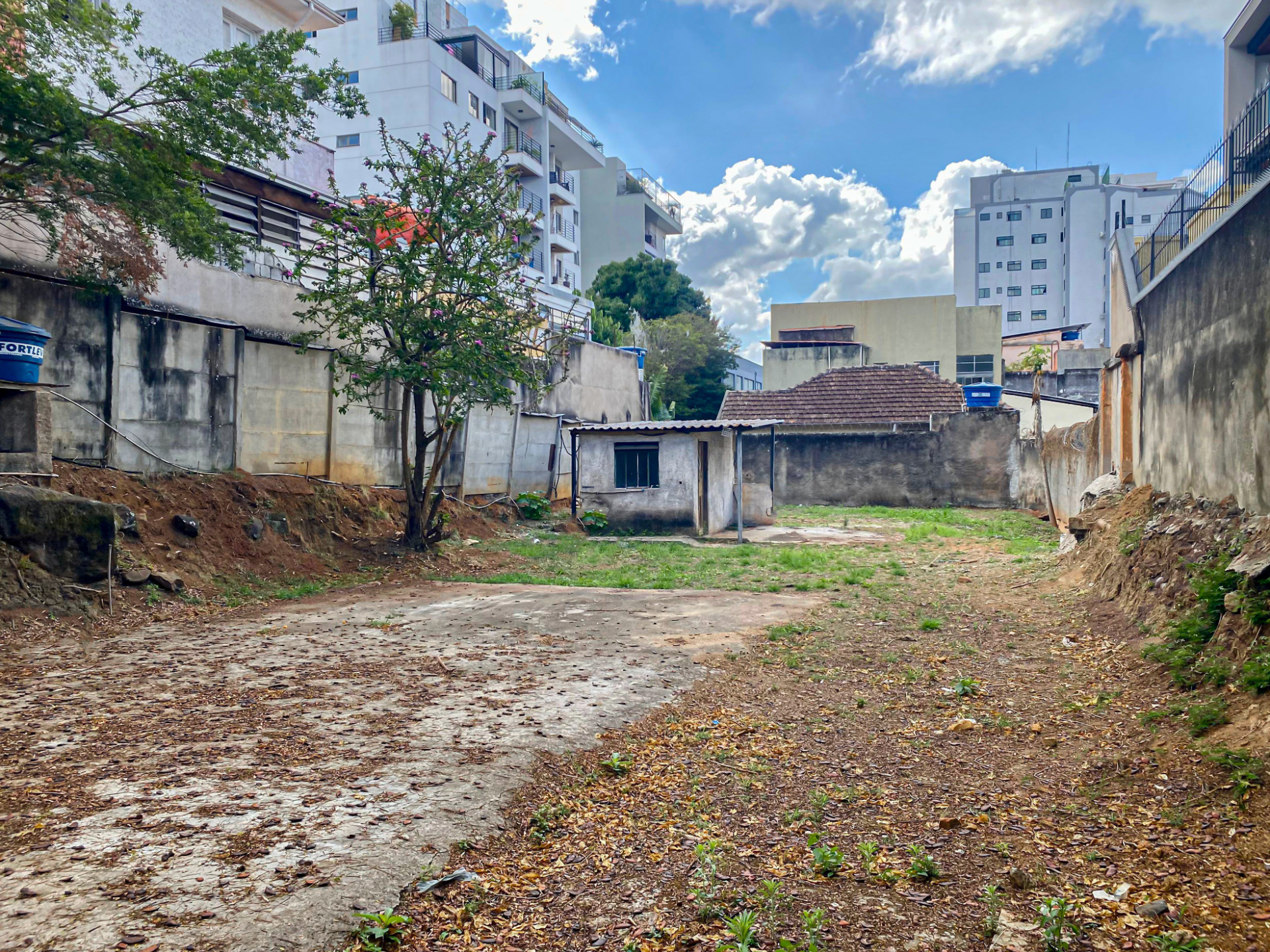 Terreno plano no Centro. 12m de frente., foto 2