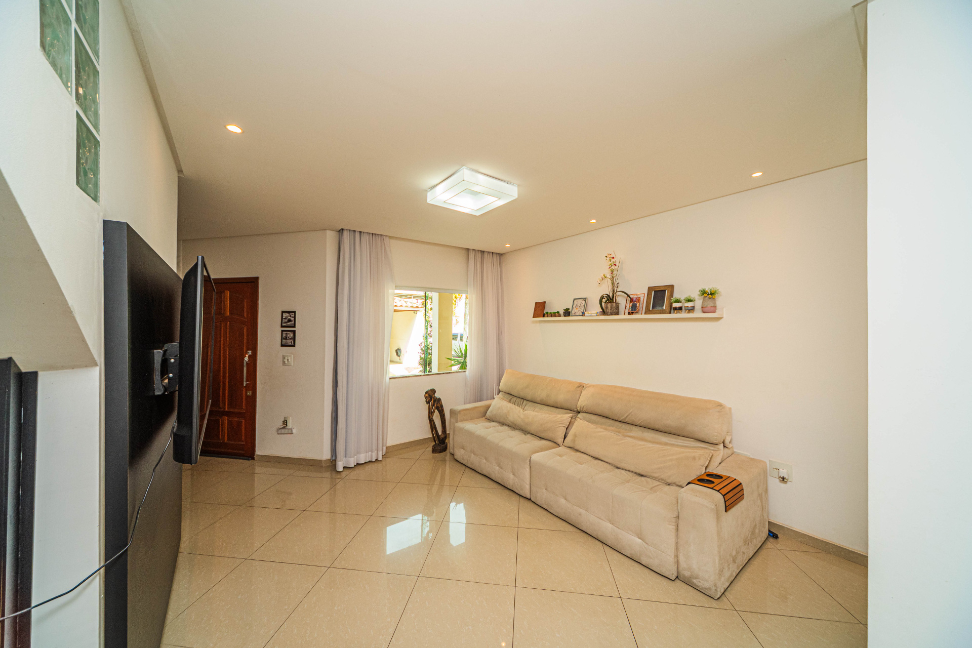 Casa 112m² Santos Dumont, 3 vagas, foto 3
