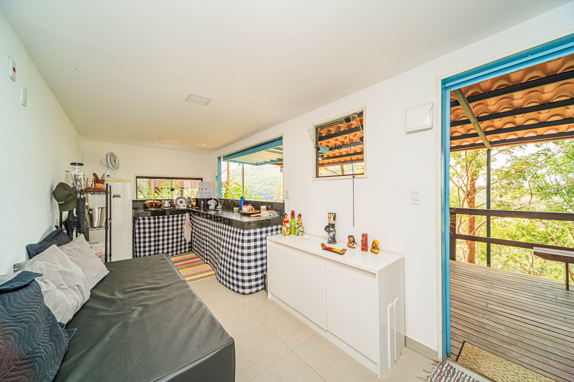 Casa em containers: dois quartos, jardim privativo, foto 14