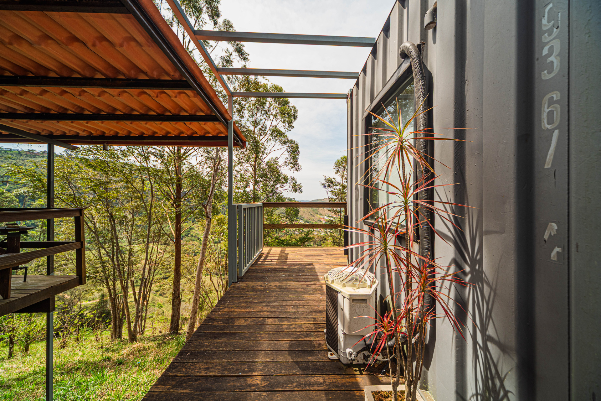 Casa em containers: dois quartos, jardim privativo, foto 21