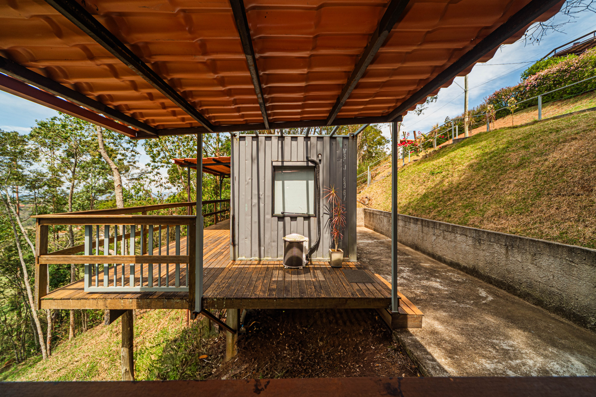 Casa em containers: dois quartos, jardim privativo, foto 26