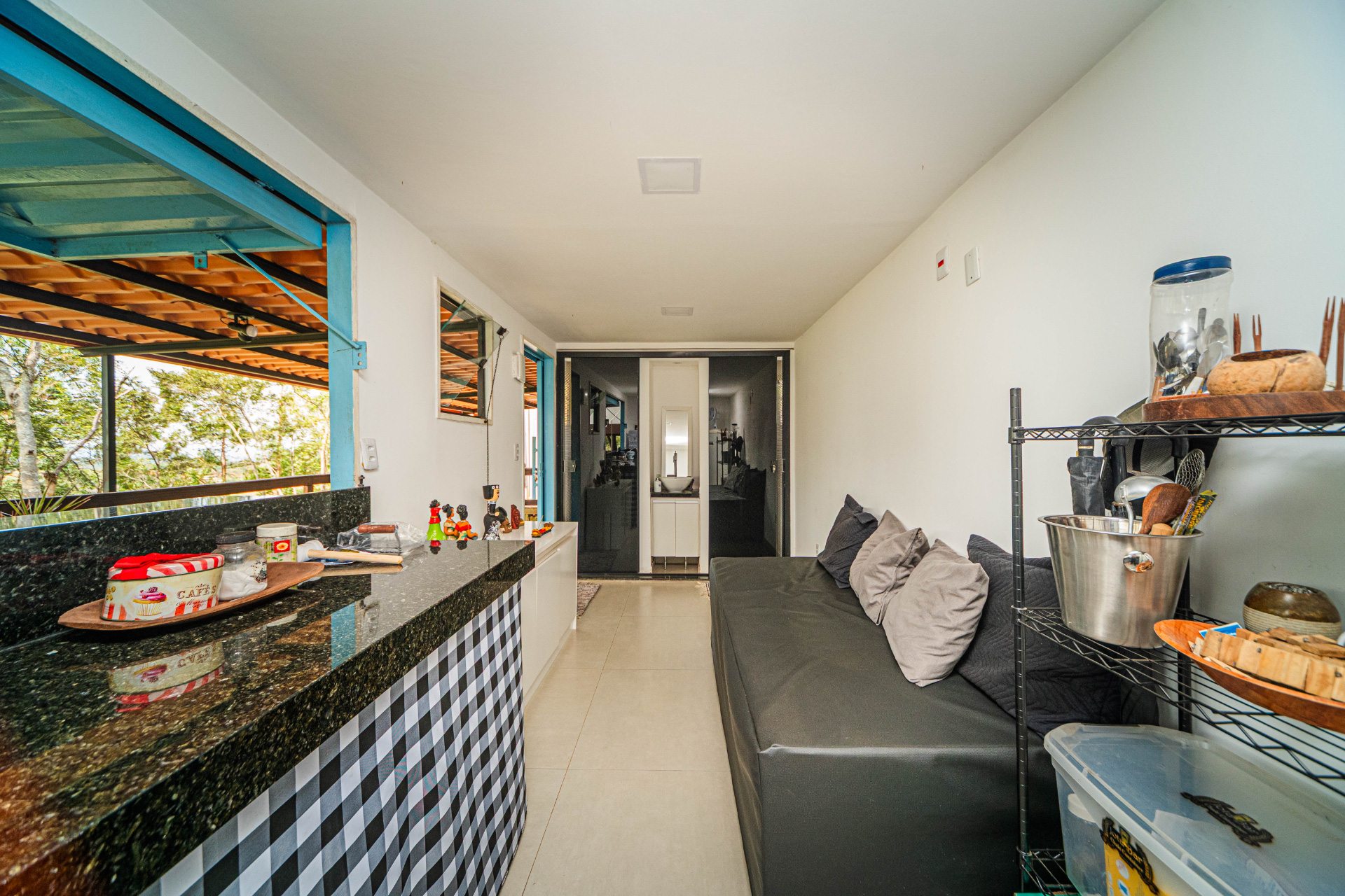 Casa em containers: dois quartos, jardim privativo, foto 15