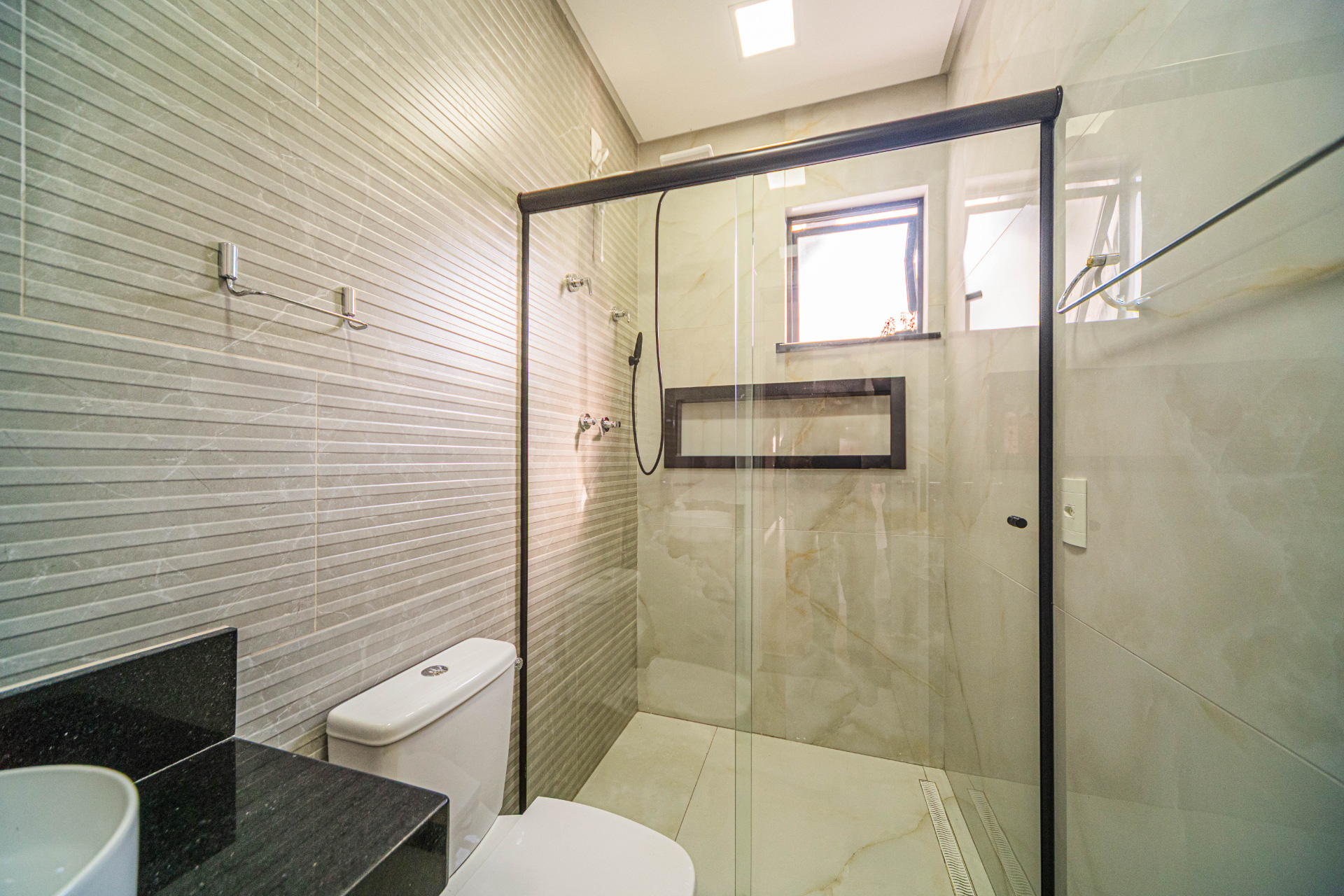 Casa linear, 3 suítes, vista livre para a serra., foto 16