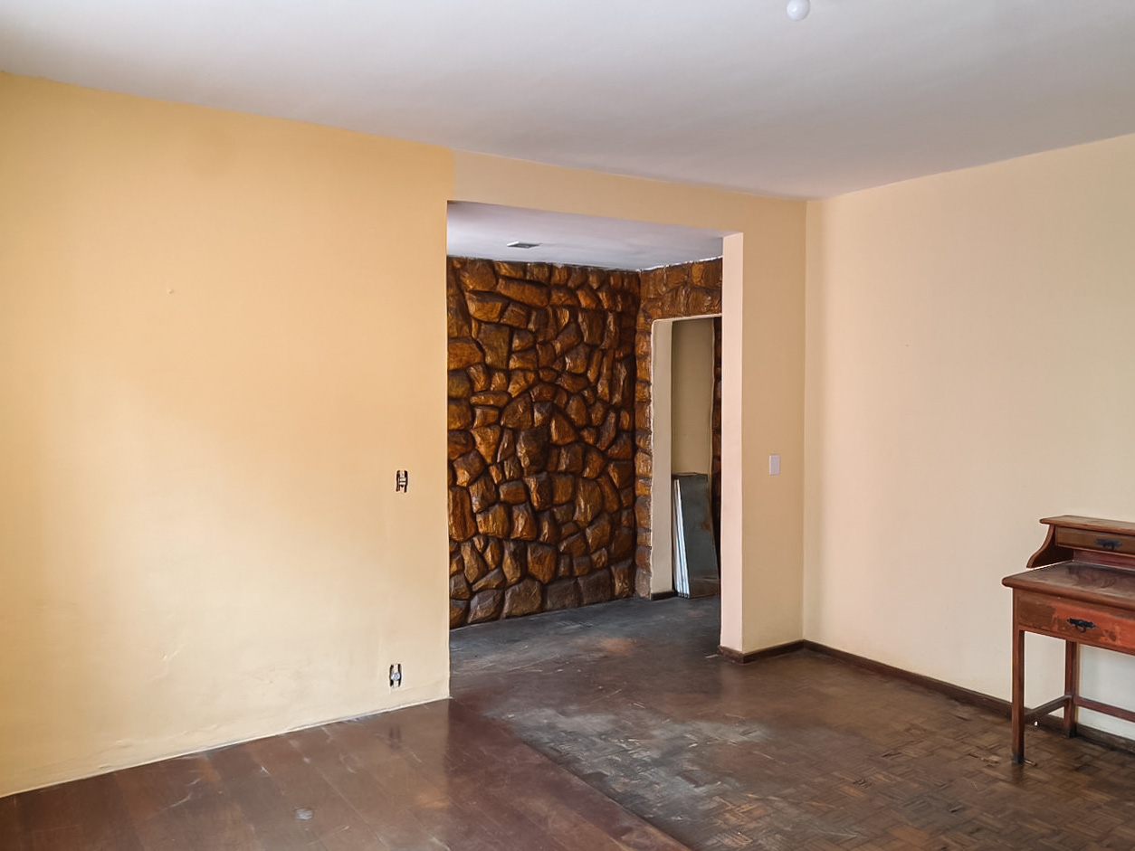 Casa no Cascatinha. Salão com lareira. 3 pavimentos., foto 4
