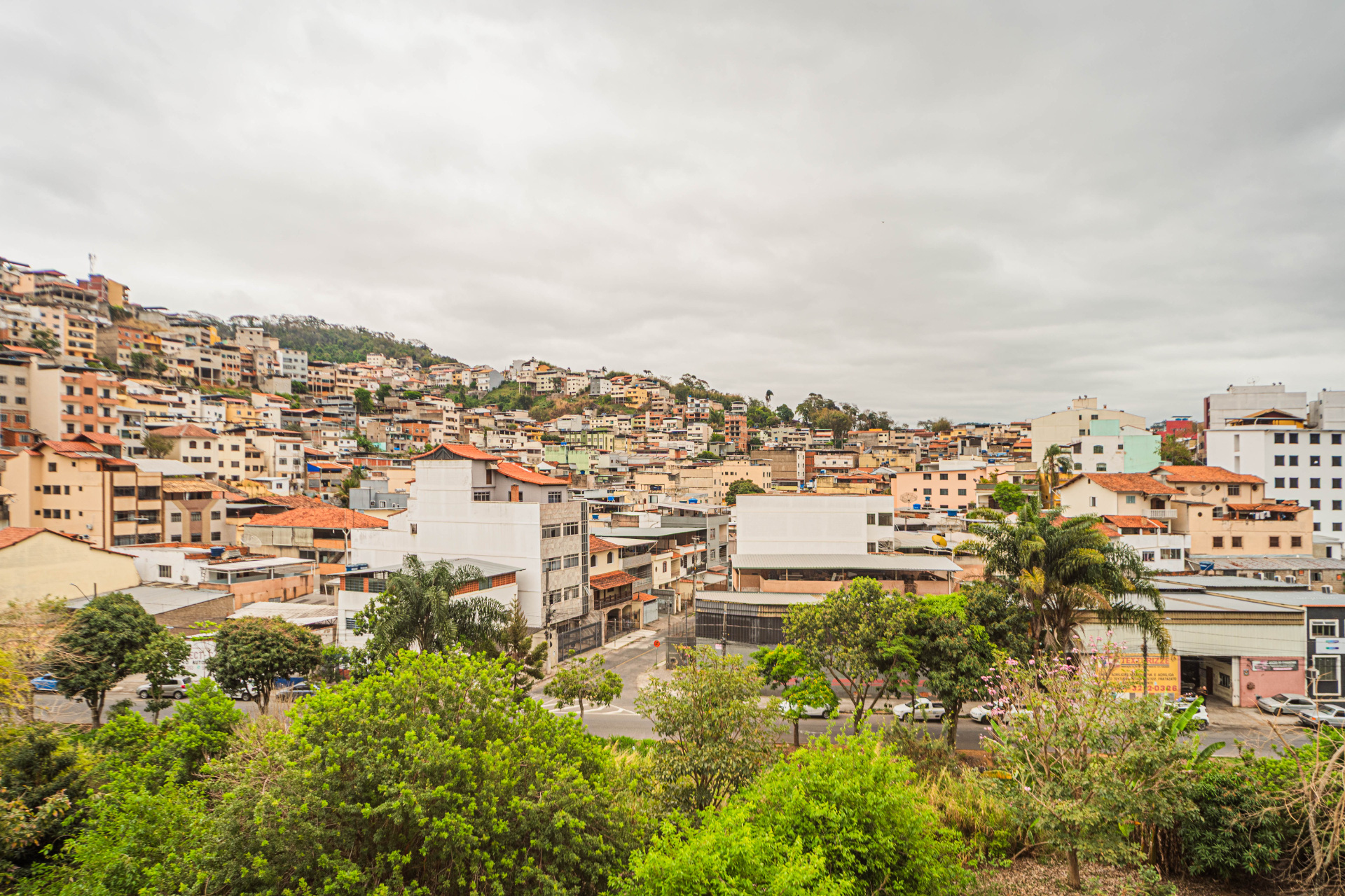 Apartamento no Democrata: 2 quartos, suíte, mobiliado, foto 4