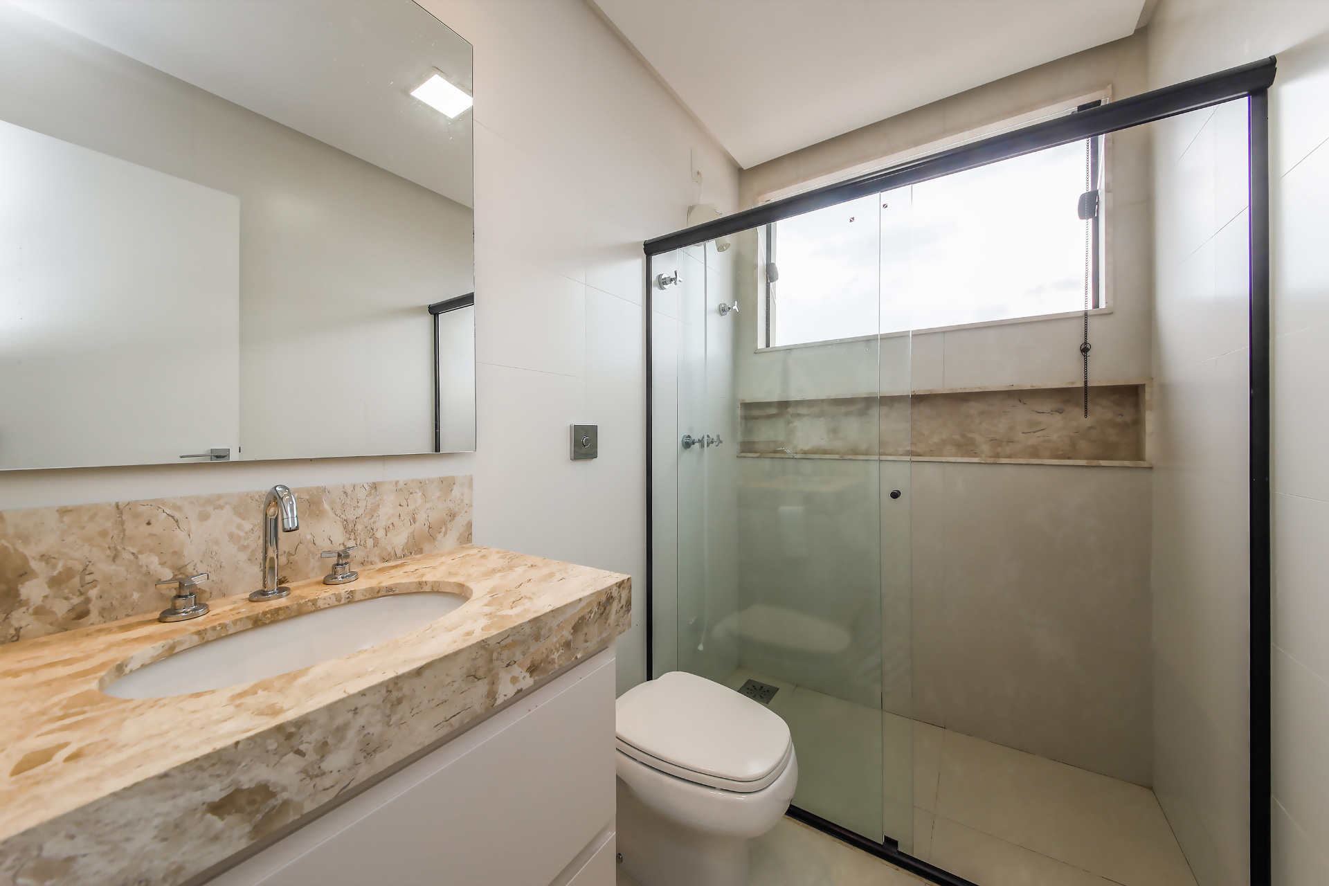 Casa no Aeroporto com piscina. 3 suítes, 289m²., foto 27