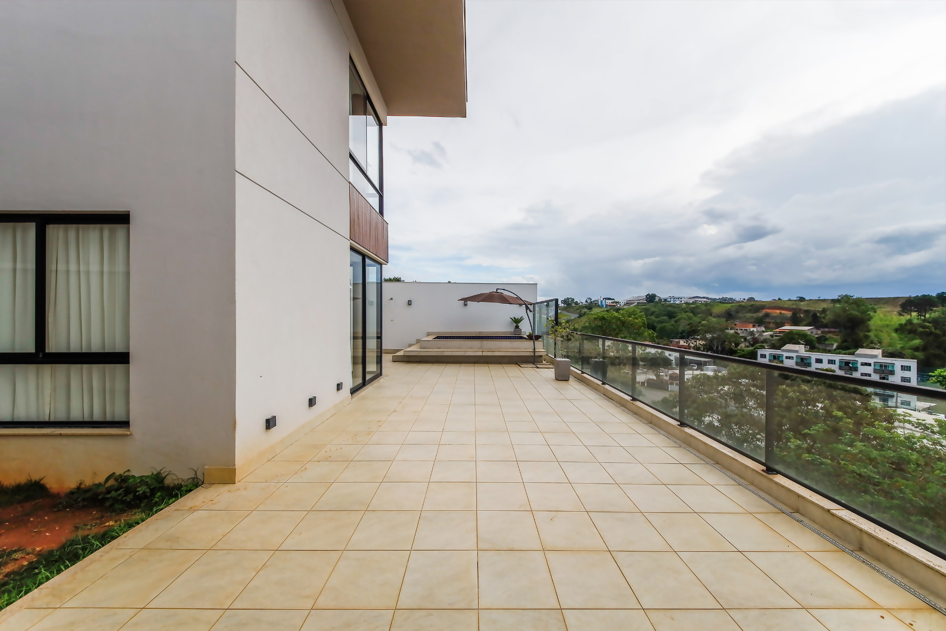 Casa no Aeroporto com piscina. 3 suítes, 289m²., foto 7