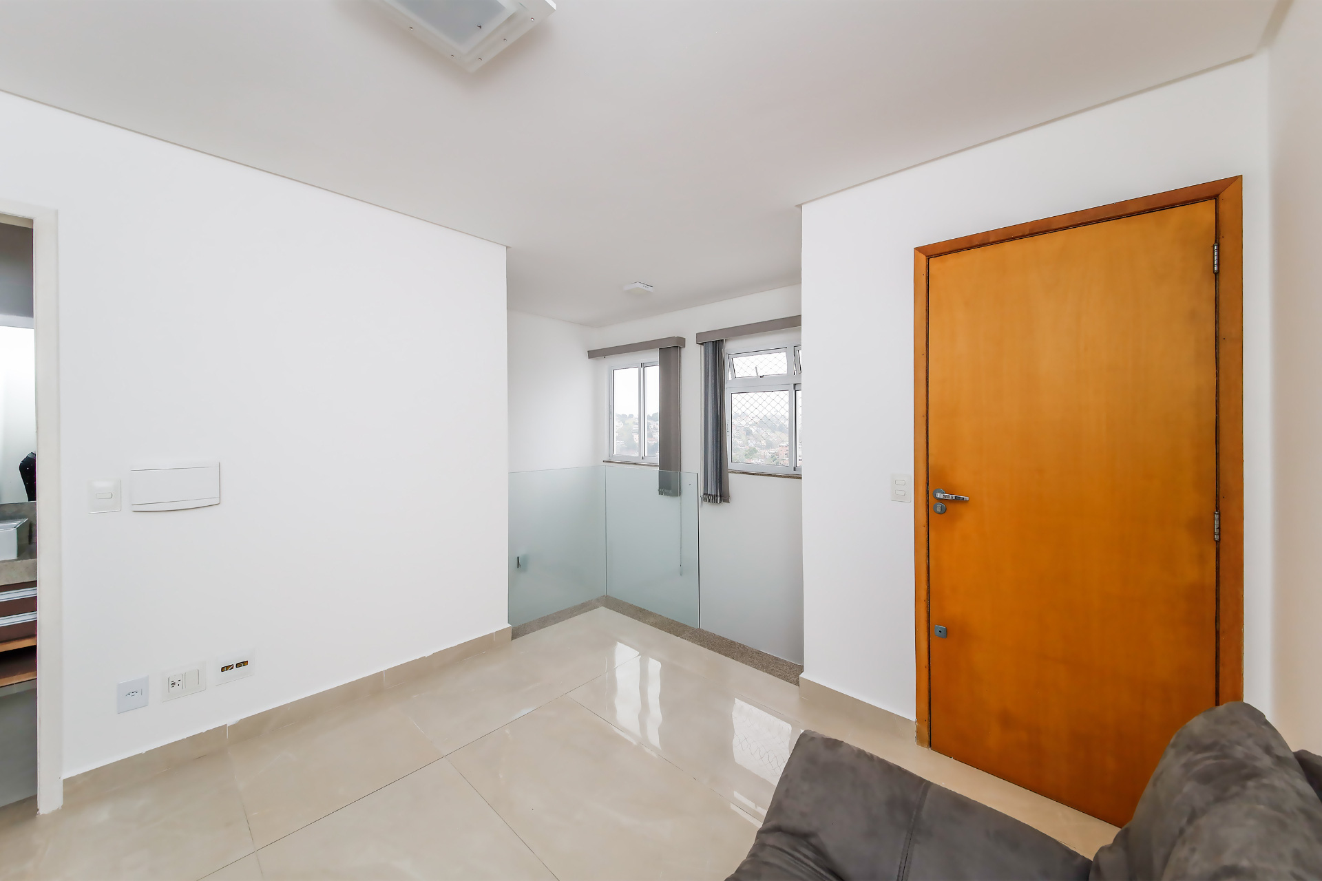 Perto da UFJF, cobertura com gourmet e 93m²., foto 9