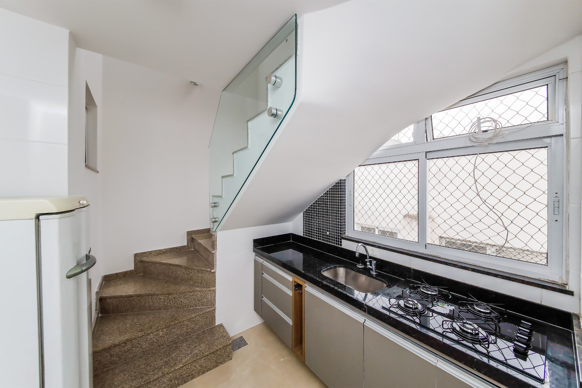 Perto da UFJF, cobertura com gourmet e 93m²., foto 4