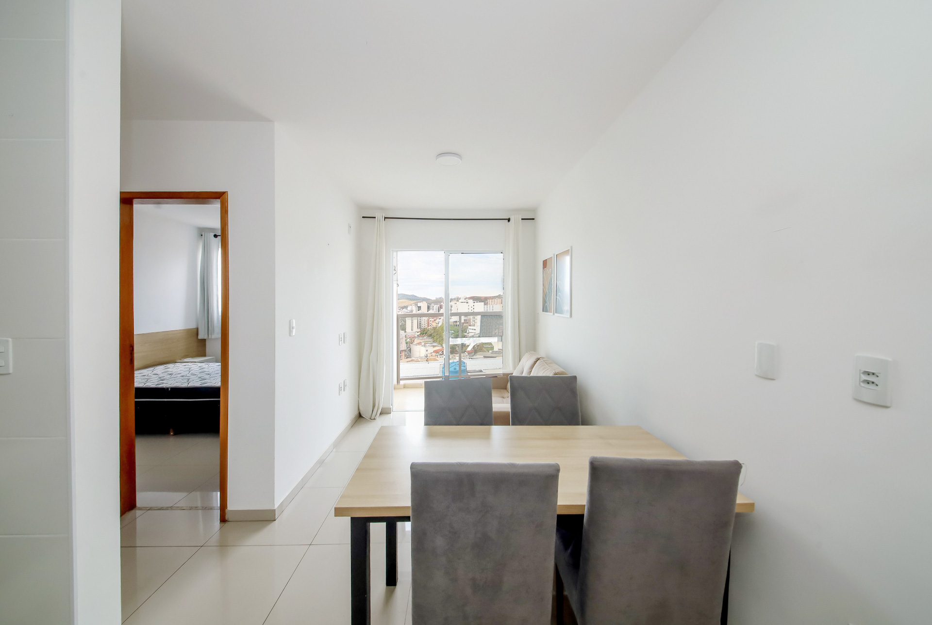 Vista livre e 1 quarto. Mobiliado em São Mateus., foto 1