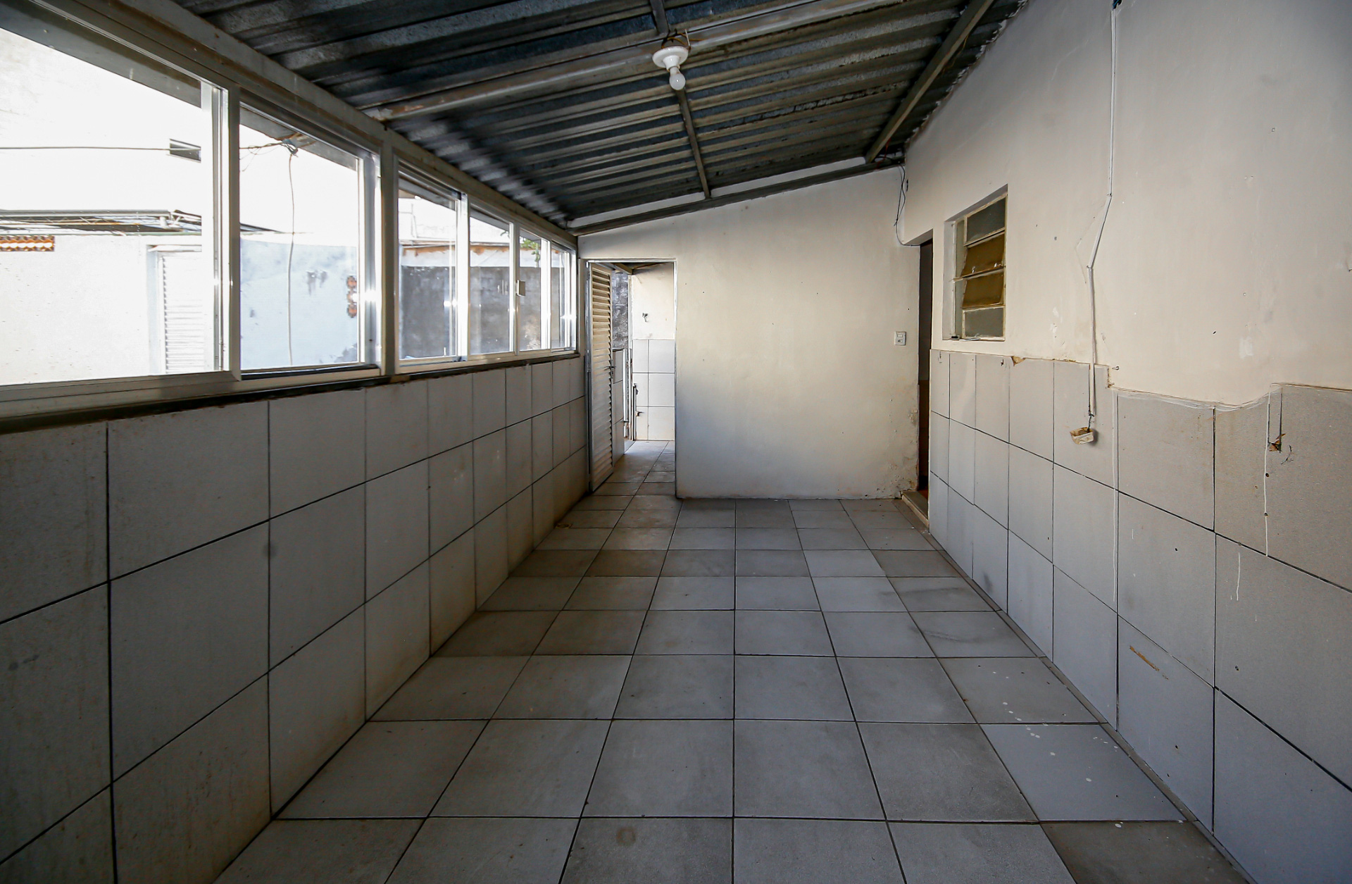 Casa térrea 94m² no Santa Luzia. Terreno amplo, terraço., foto 14