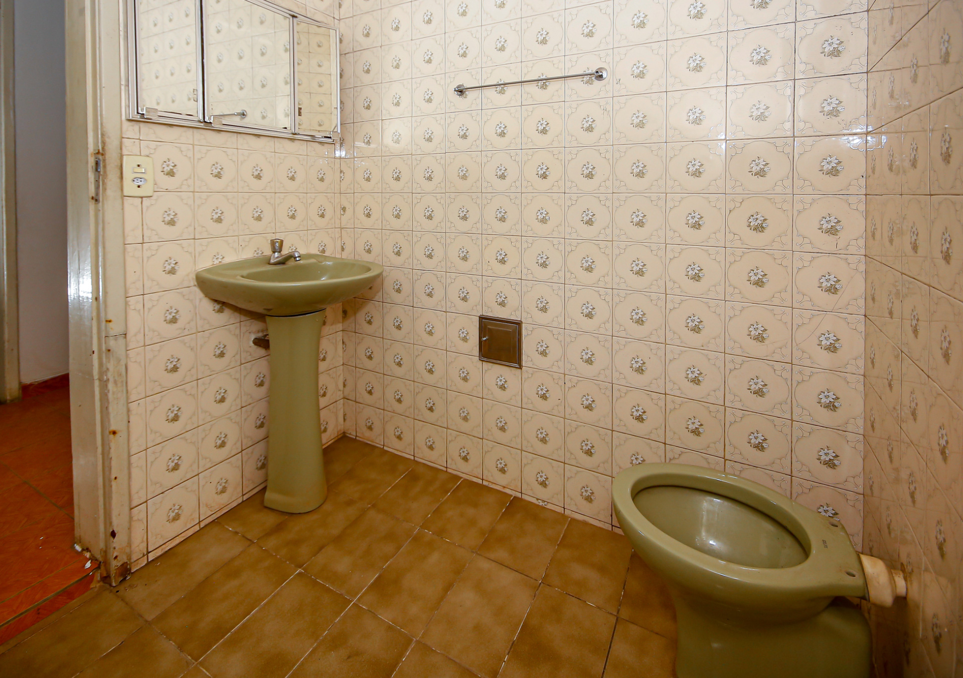Casa térrea 94m² no Santa Luzia. Terreno amplo, terraço., foto 10