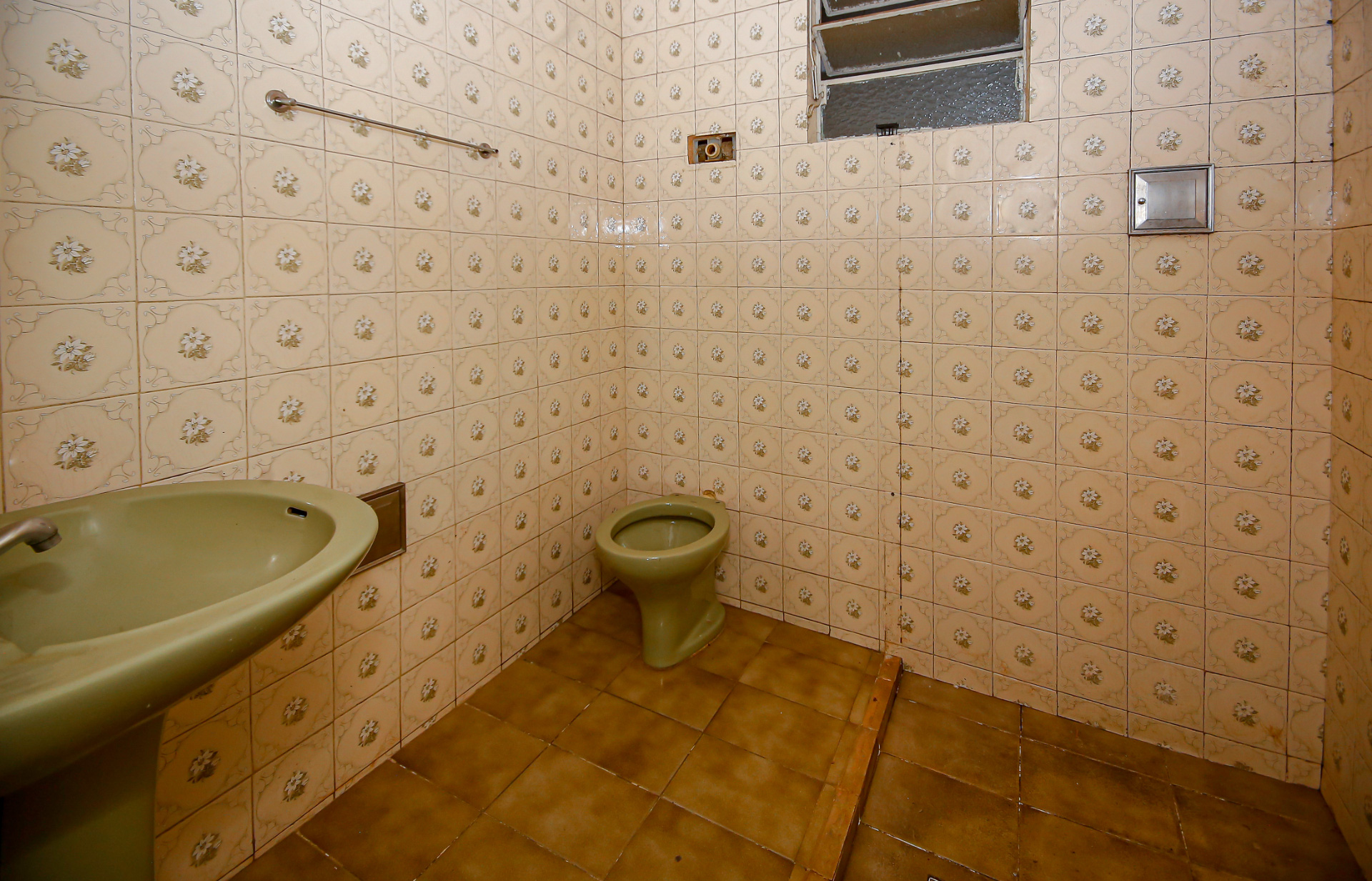 Casa térrea 94m² no Santa Luzia. Terreno amplo, terraço., foto 9