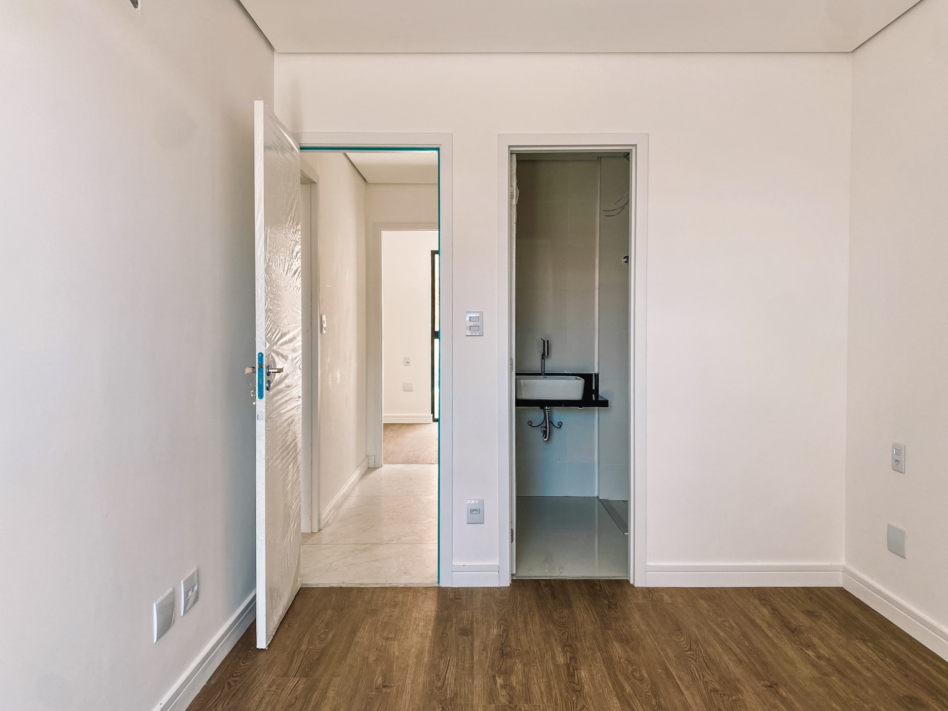 Apartamento 1 por andar. 3 suítes em Santa Helena., foto 11