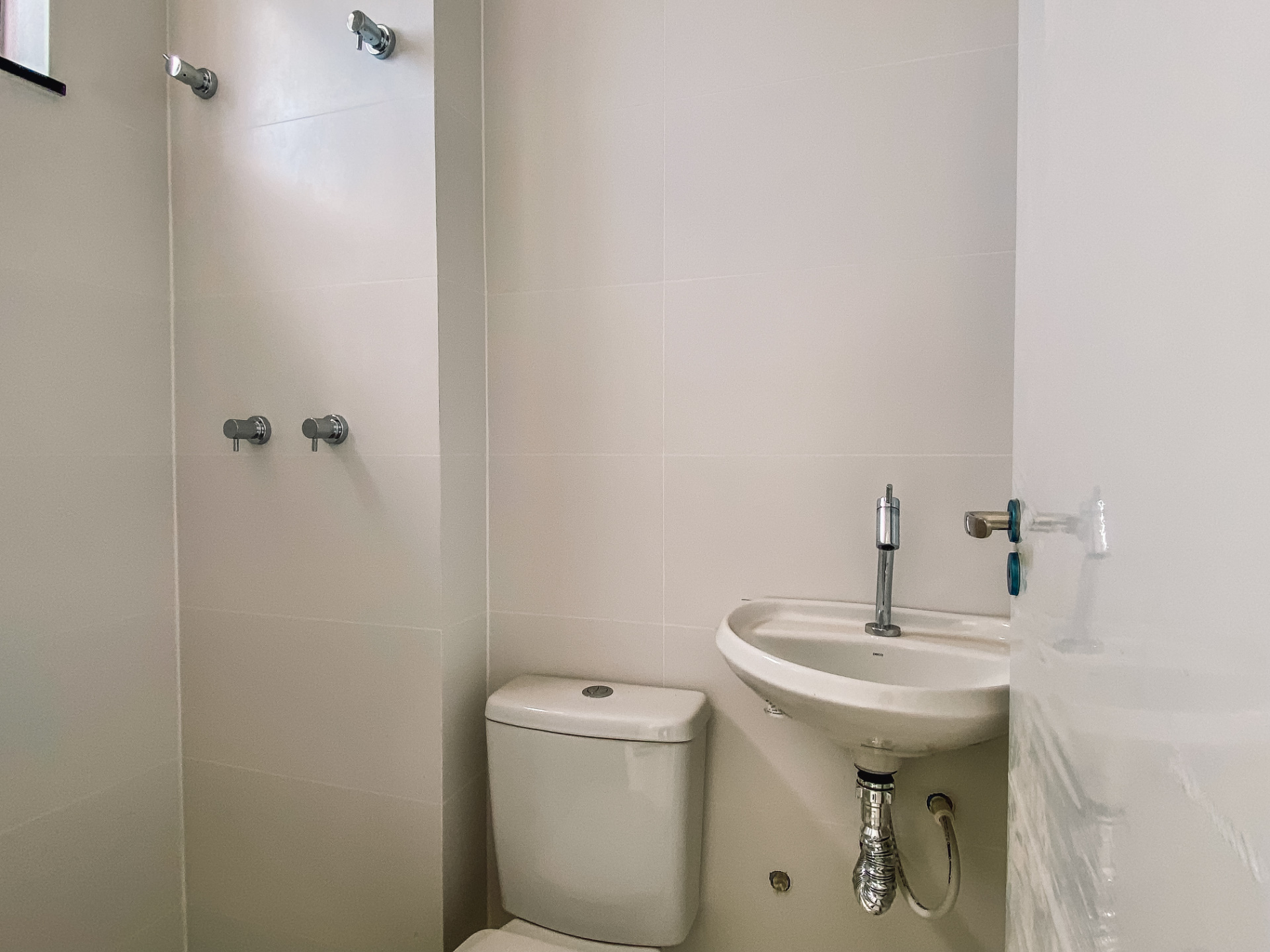 Apartamento 1 por andar. 3 suítes em Santa Helena., foto 16