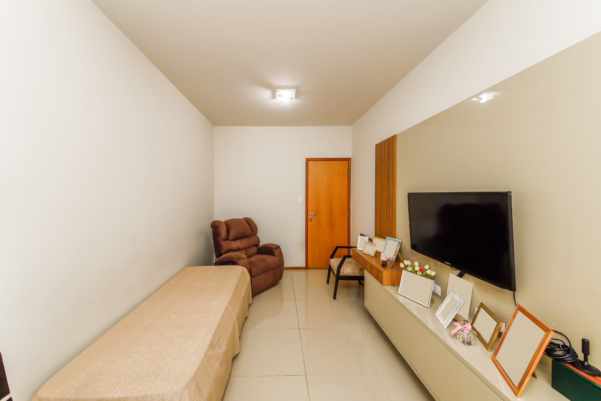 Jardim Glória: 2 quartos e vaga, 72m²., foto 2