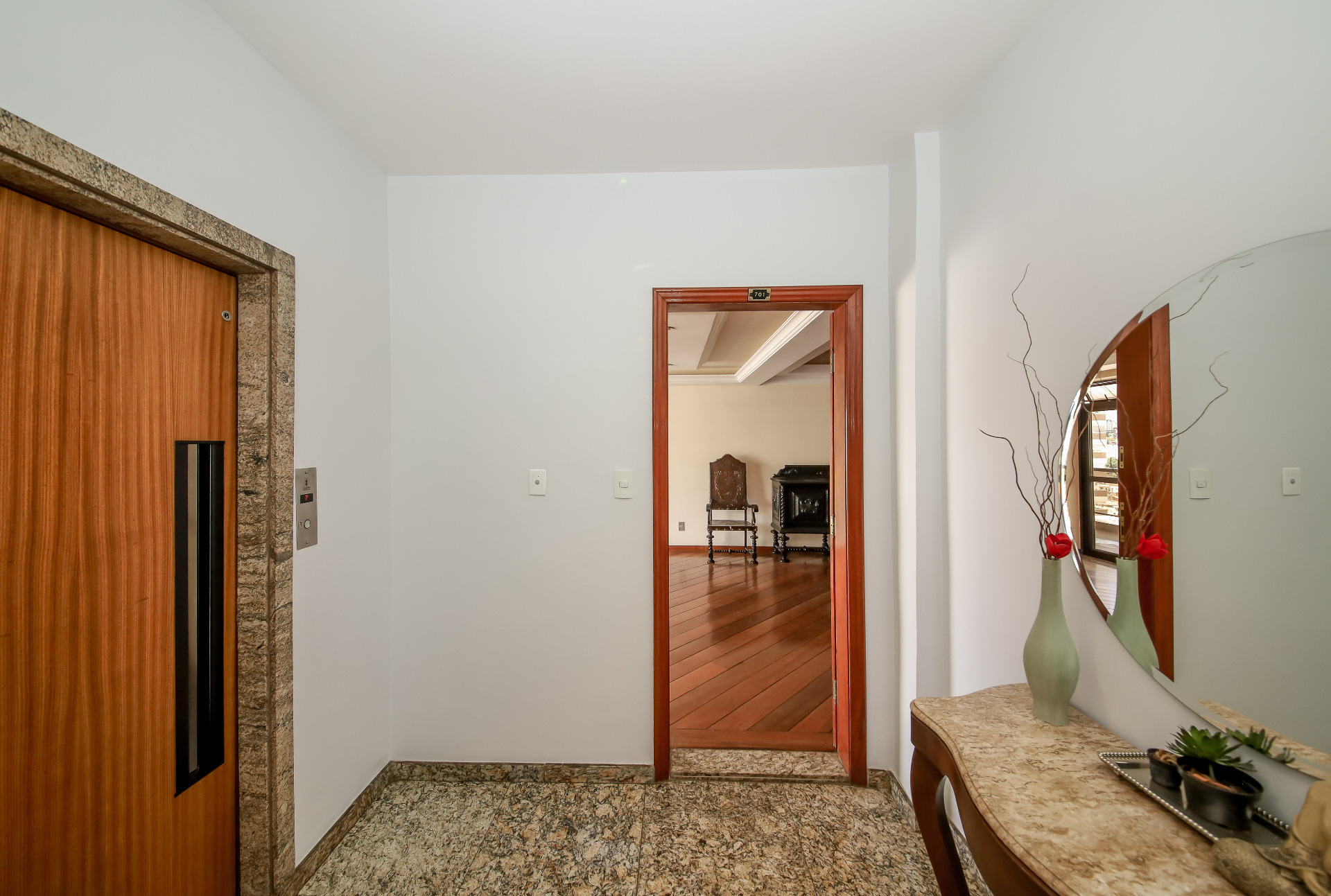 Apartamento clássico no São Mateus, 301m². Bem espaçoso., foto 5