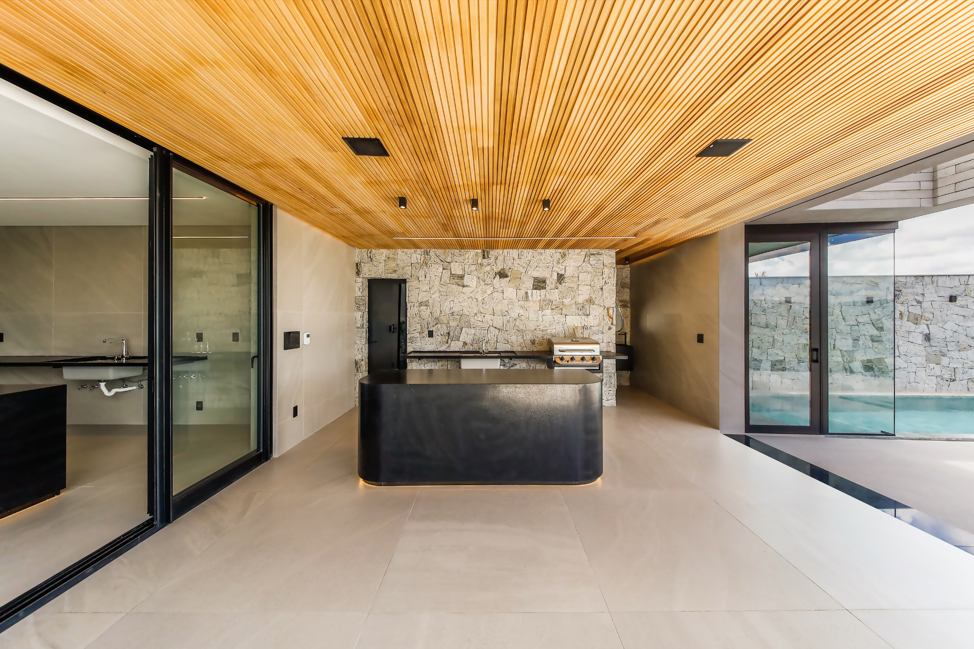 São Pedro: Casa com vista permanente para a represa., foto 17