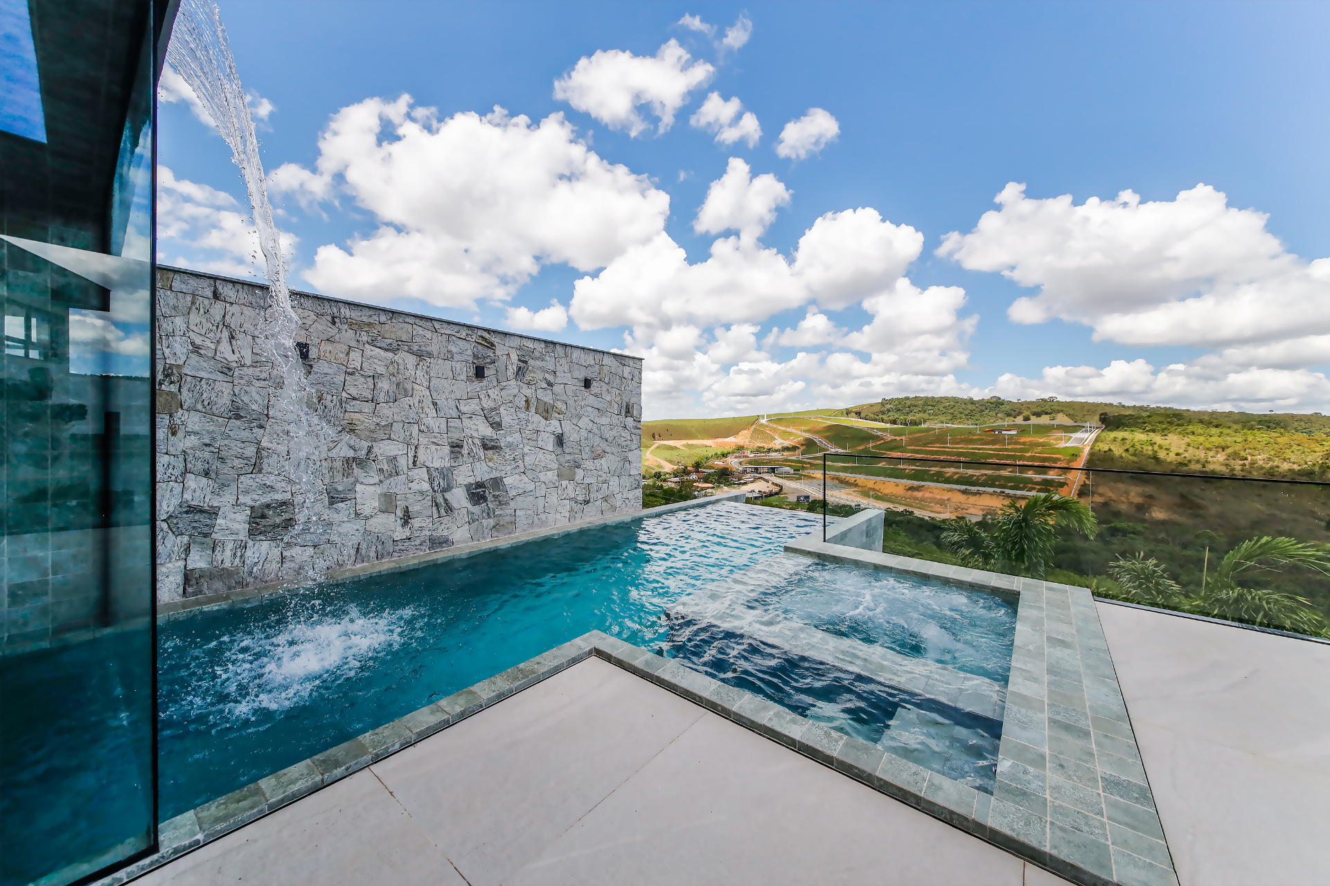 São Pedro: Casa com vista permanente para a represa., foto 20