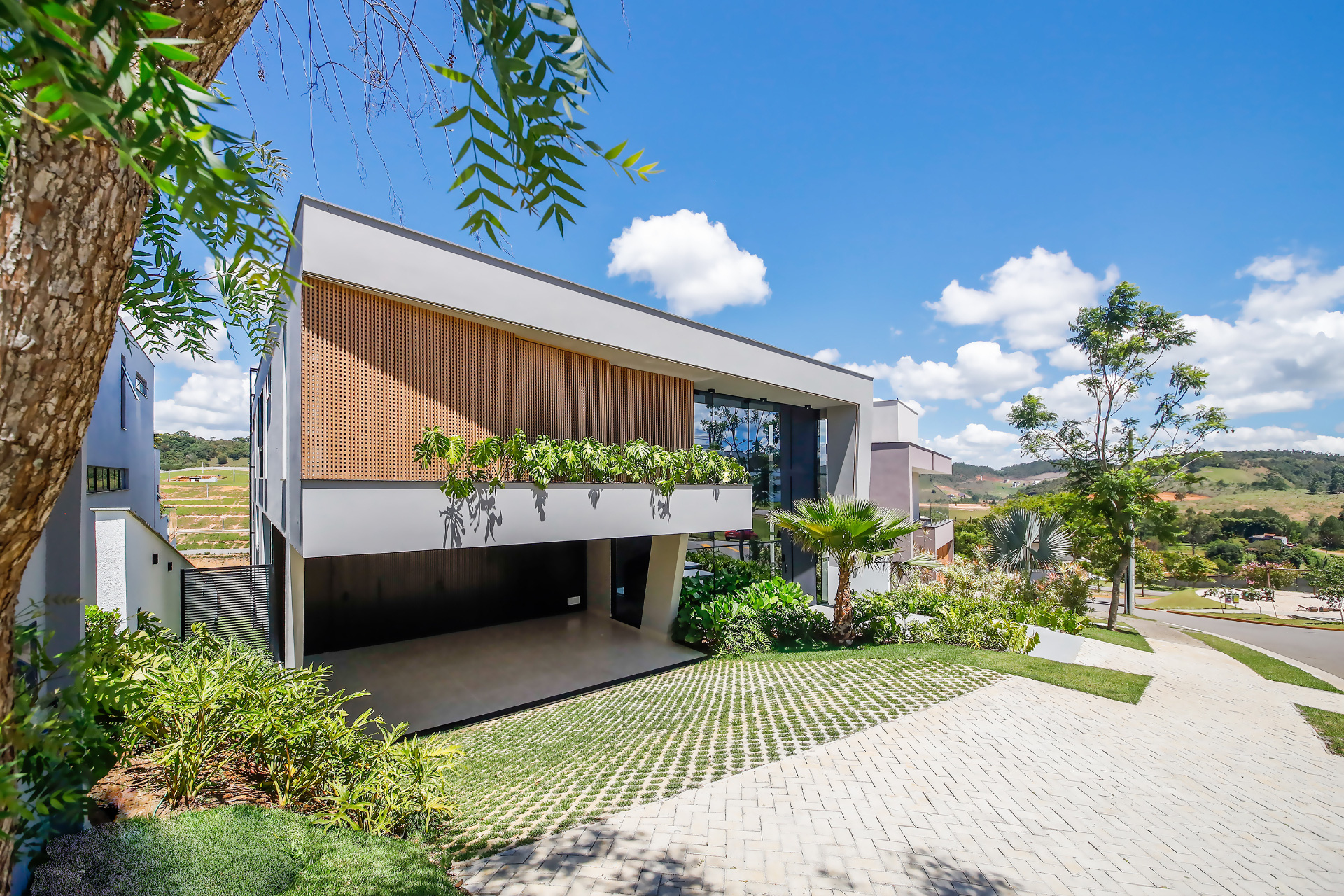 São Pedro: Casa com vista permanente para a represa., foto 2