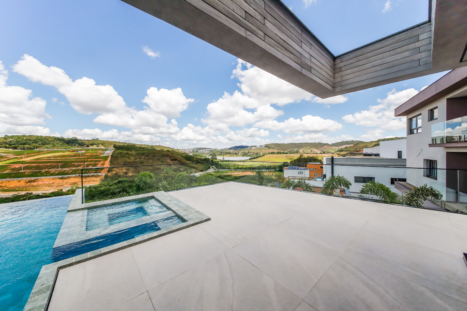 São Pedro: Casa com vista permanente para a represa., foto 18