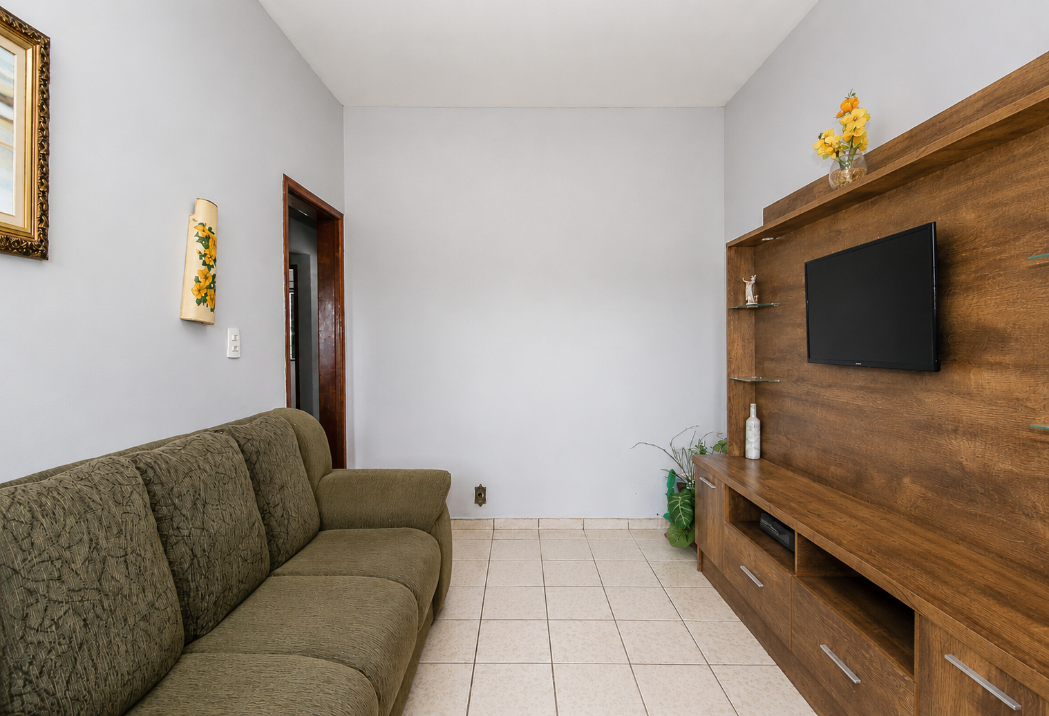 Casa linear, quintal com churrasqueira. São Pedro., foto 4
