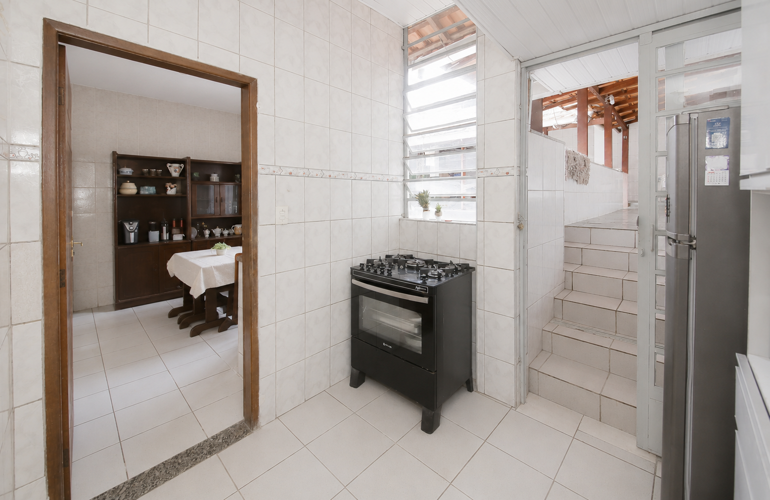 Casa linear, quintal com churrasqueira. São Pedro., foto 15